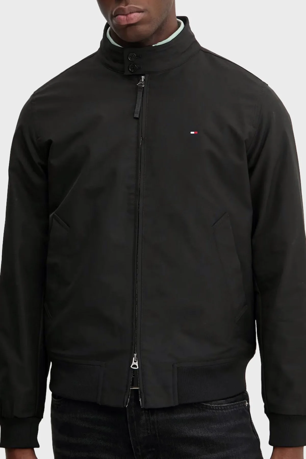 Tommy Hilfiger Logolu Relaxed Fit Dik Yaka Erkek Mont MW0MW37647 BDS SİYAH - 3