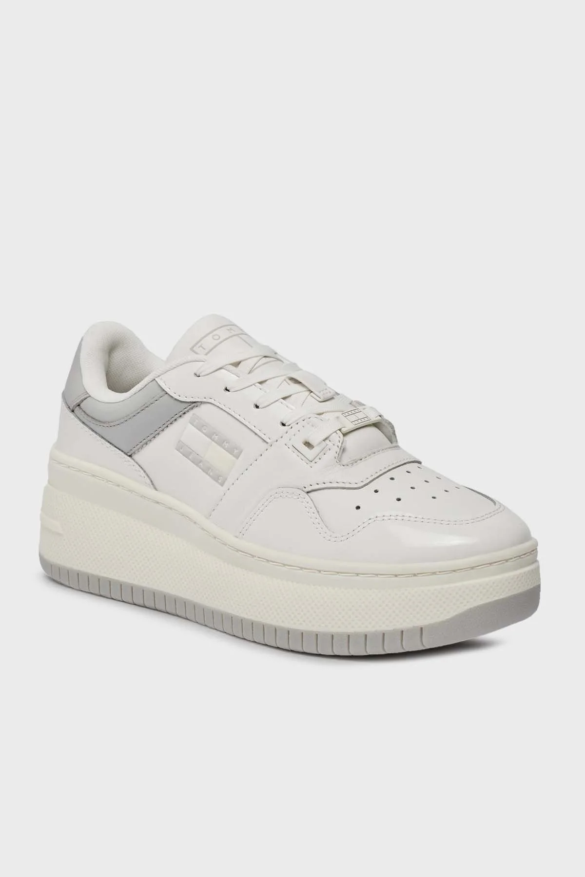 Tommy Hilfiger Logolu Retro Basket Flatform Sneaker Bayan Ayakkabı EN0EN02523 YBL BEYAZ - 12