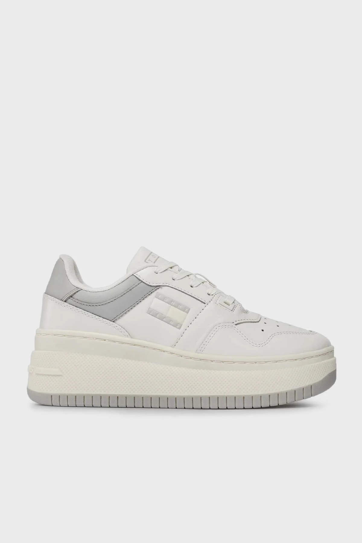Tommy Hilfiger Logolu Retro Basket Flatform Sneaker Kadın Ayakkabı EN0EN02523 YBL BEYAZ - 1