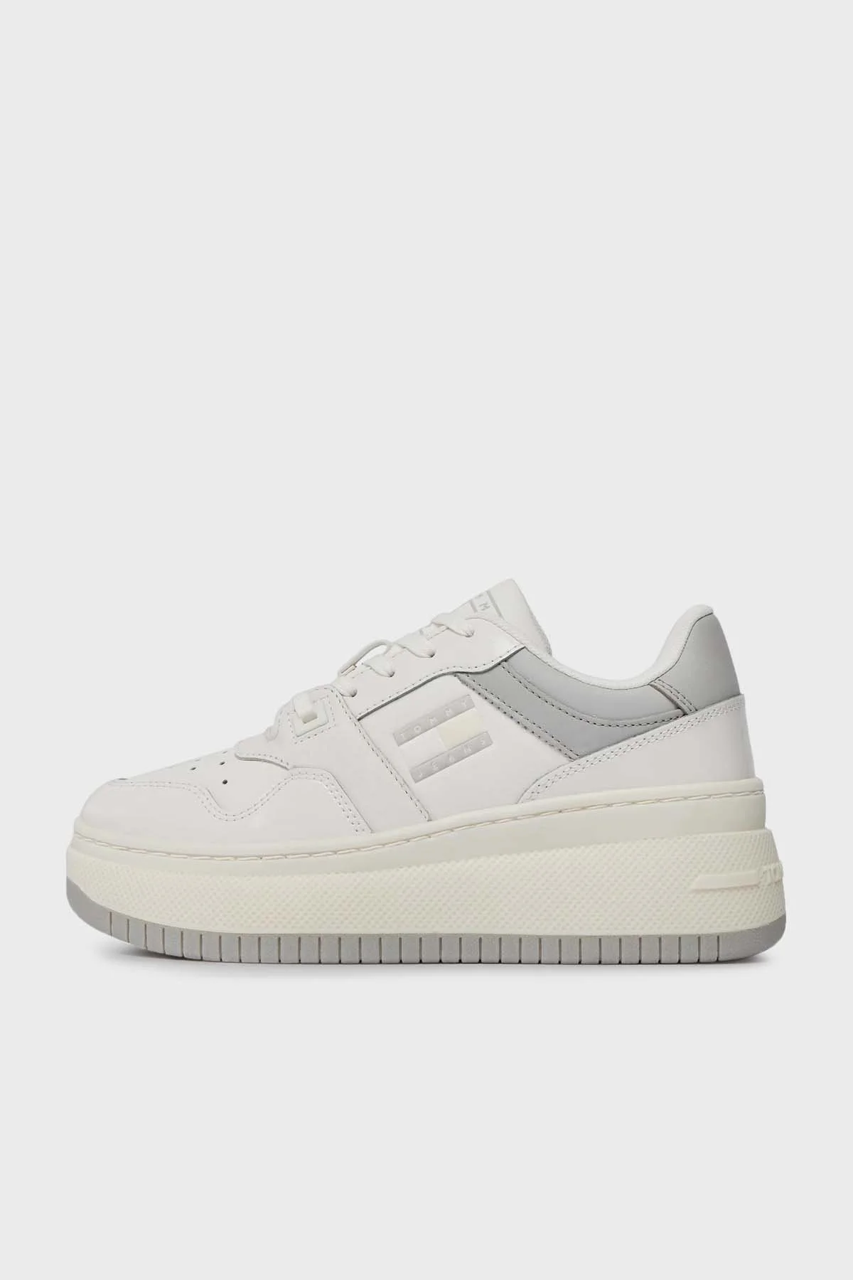Tommy Hilfiger Logolu Retro Basket Flatform Sneaker Kadın Ayakkabı EN0EN02523 YBL BEYAZ - 2