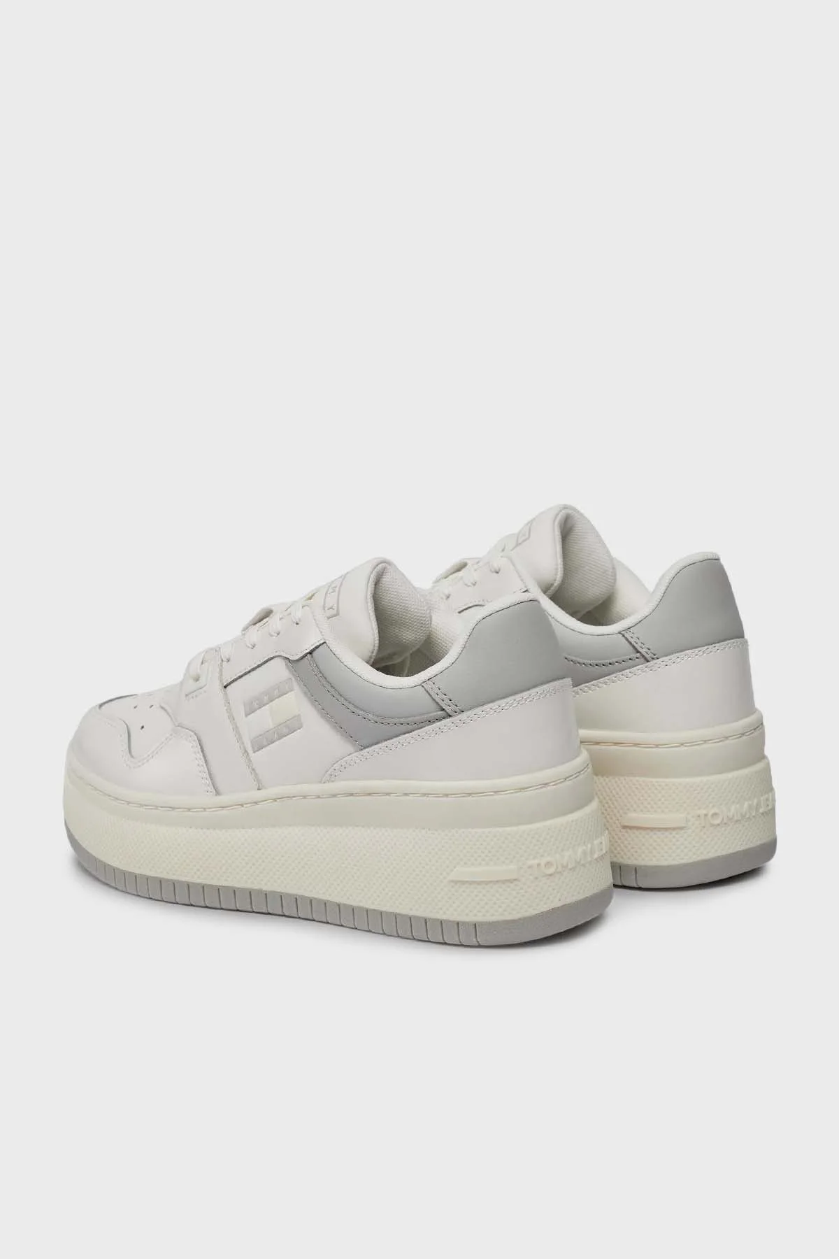 Tommy Hilfiger Logolu Retro Basket Flatform Sneaker Kadın Ayakkabı EN0EN02523 YBL BEYAZ - 3
