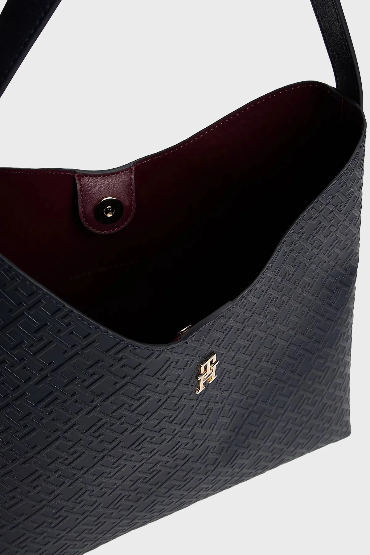 Tommy Hilfiger Logolu Sabit Askılı Kadın Çanta AW0AW18141 DW6 LACİVERT - 4