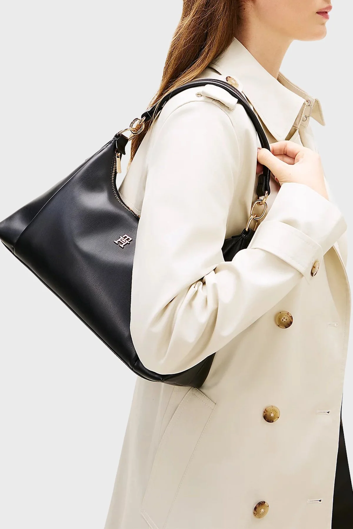 Tommy Hilfiger Logolu Sabit Askılı Kadın Çanta AW0AW18373 BDS SİYAH - 2