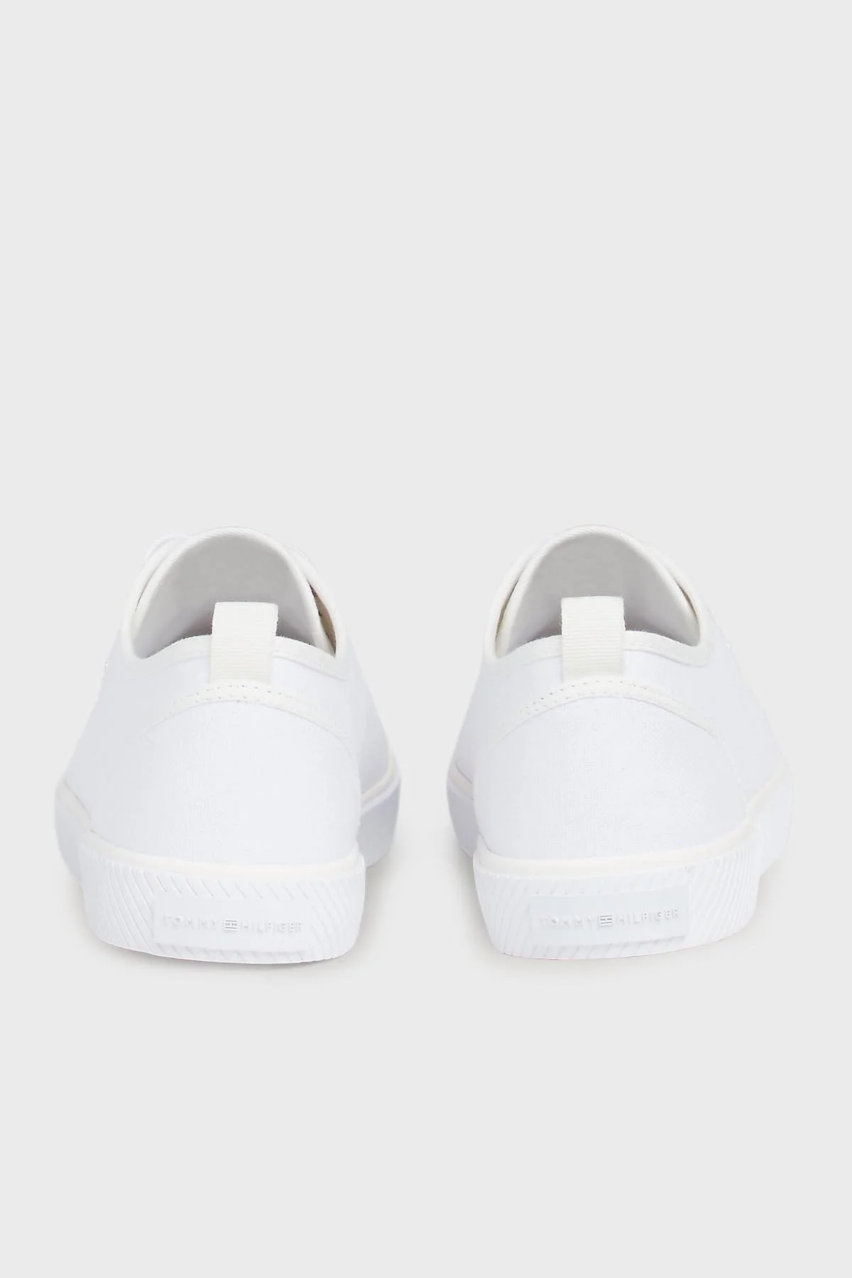 Tommy Hilfiger Logolu Sneaker Bayan Ayakkabı FW0FW08063 YBS BEYAZ - 4