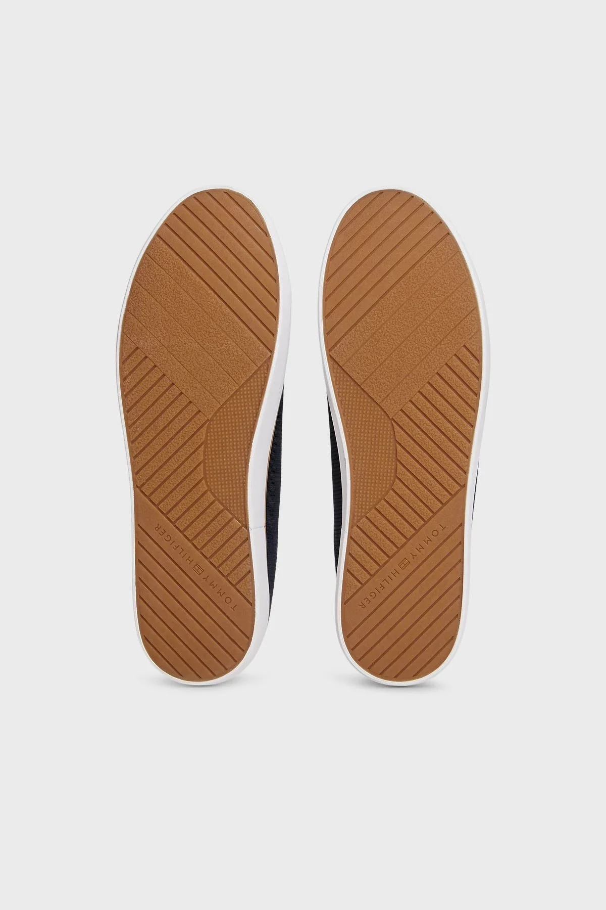 Tommy Hilfiger Logolu Sneaker Erkek Ayakkabı FM0FM05513 DW5 LACİVERT - 7