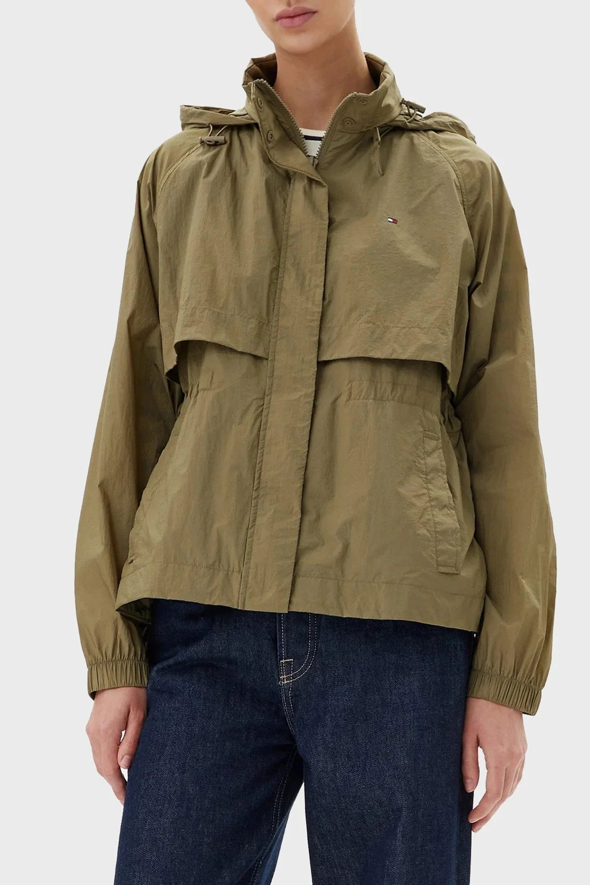 Tommy Hilfiger Logolu Su İtici Relaxed Fit Gizlenebilen Kapüşonlu Bayan Ceket WW0WW46444 RFN KOYU HAKİ - 1