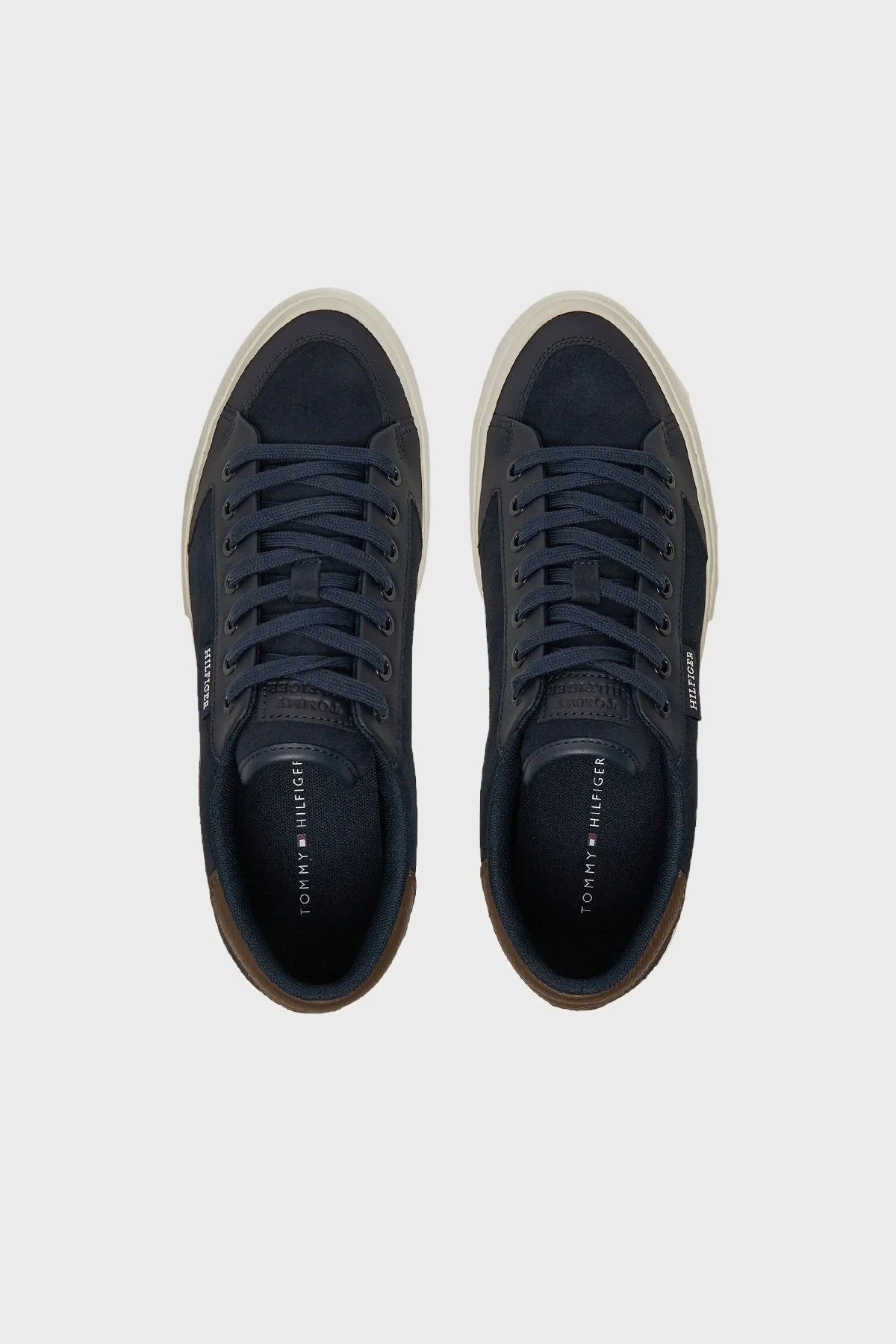 Tommy Hilfiger Logolu Süet Sneaker Erkek Ayakkabı FM0FM05458 DW5 LACİVERT - 9
