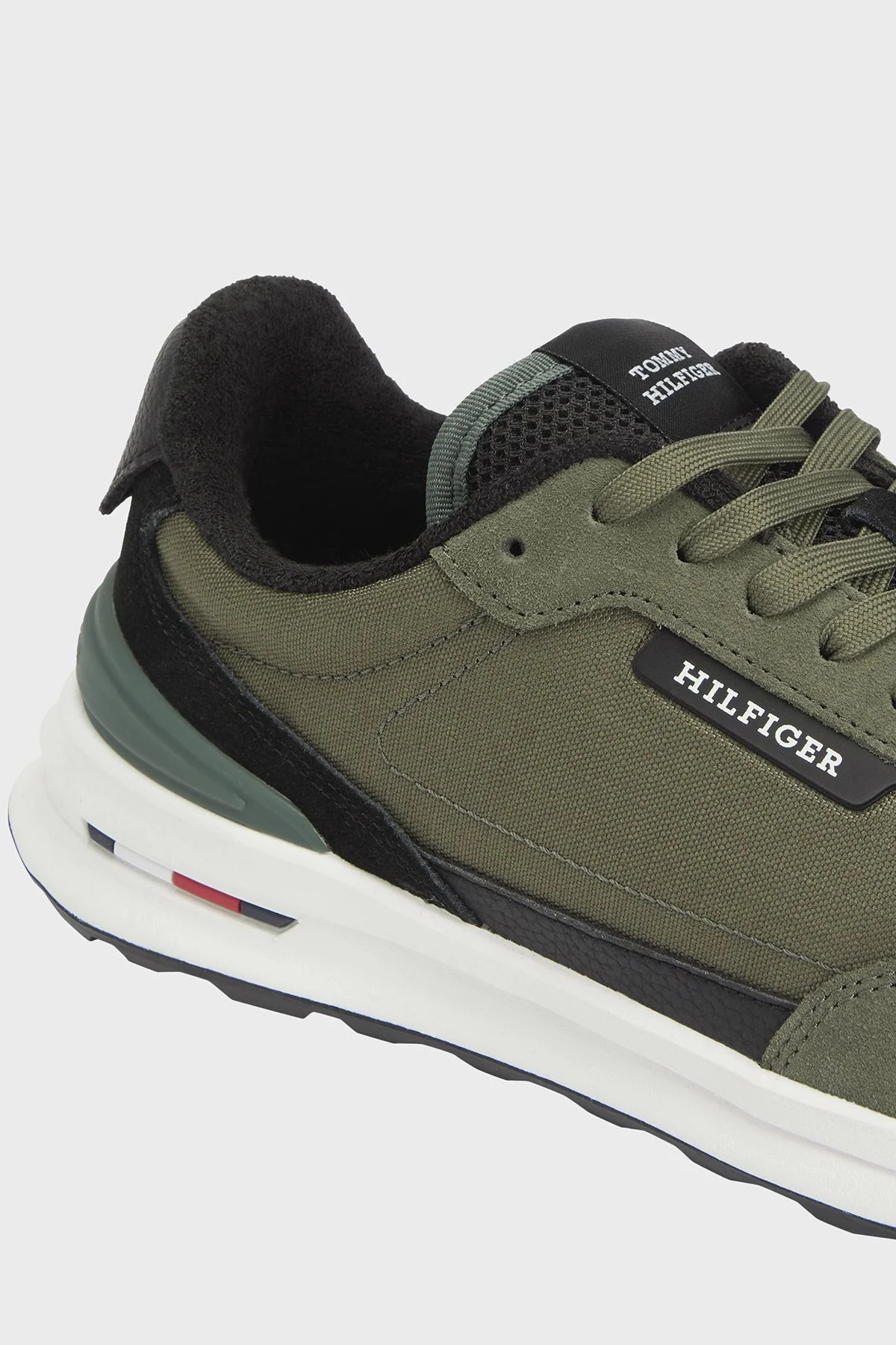 Tommy Hilfiger Logolu Süet Sneaker Erkek Ayakkabı FM0FM05640 RBN KOYU HAKİ - 13
