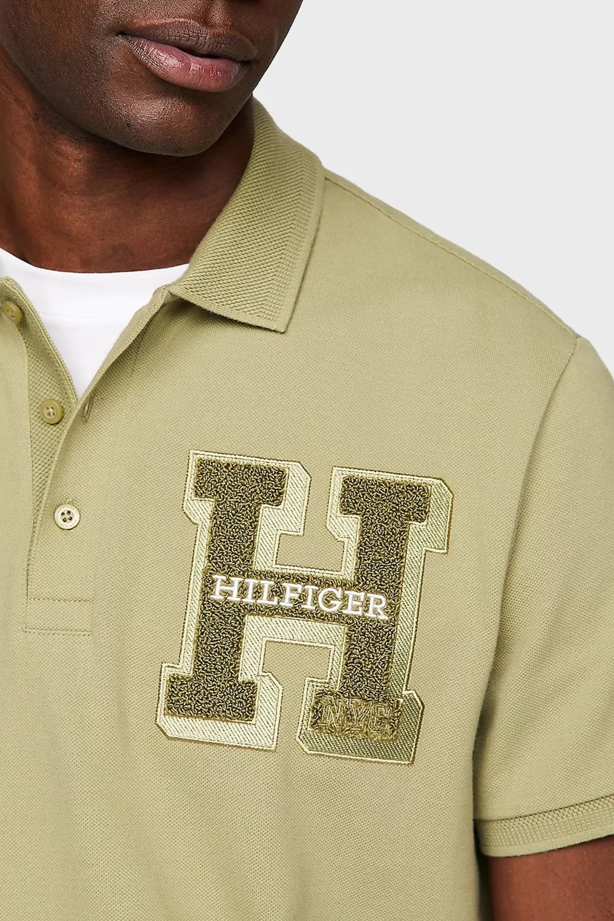 Tommy Hilfiger Monogram Logolu % 100 Pamuk Regular Fit Erkek Polo Yaka T Shirt MW0MW34771 L9F HAKİ - 2