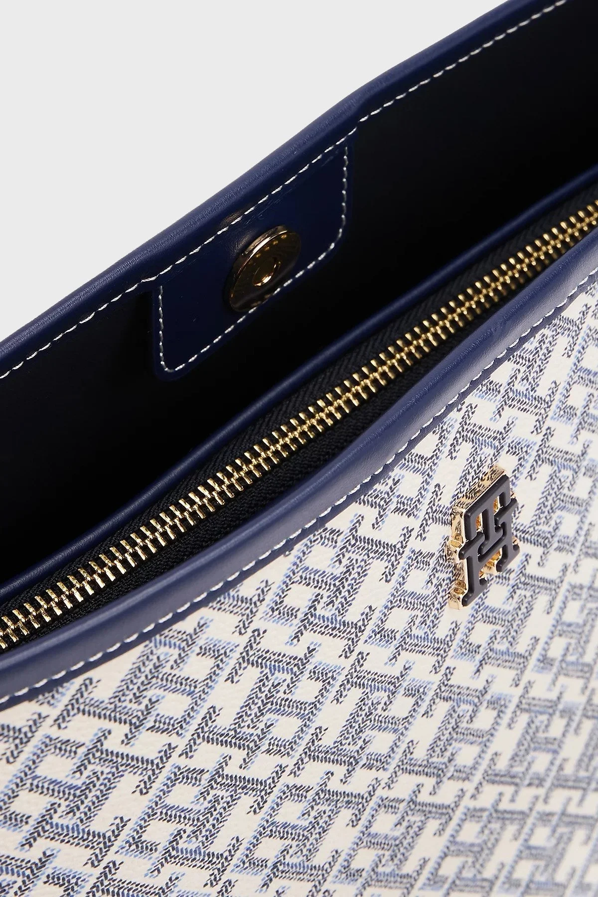 Tommy Hilfiger Monogram Logolu Bayan Çanta AW0AW17342 DW6 LACİVERT - 5