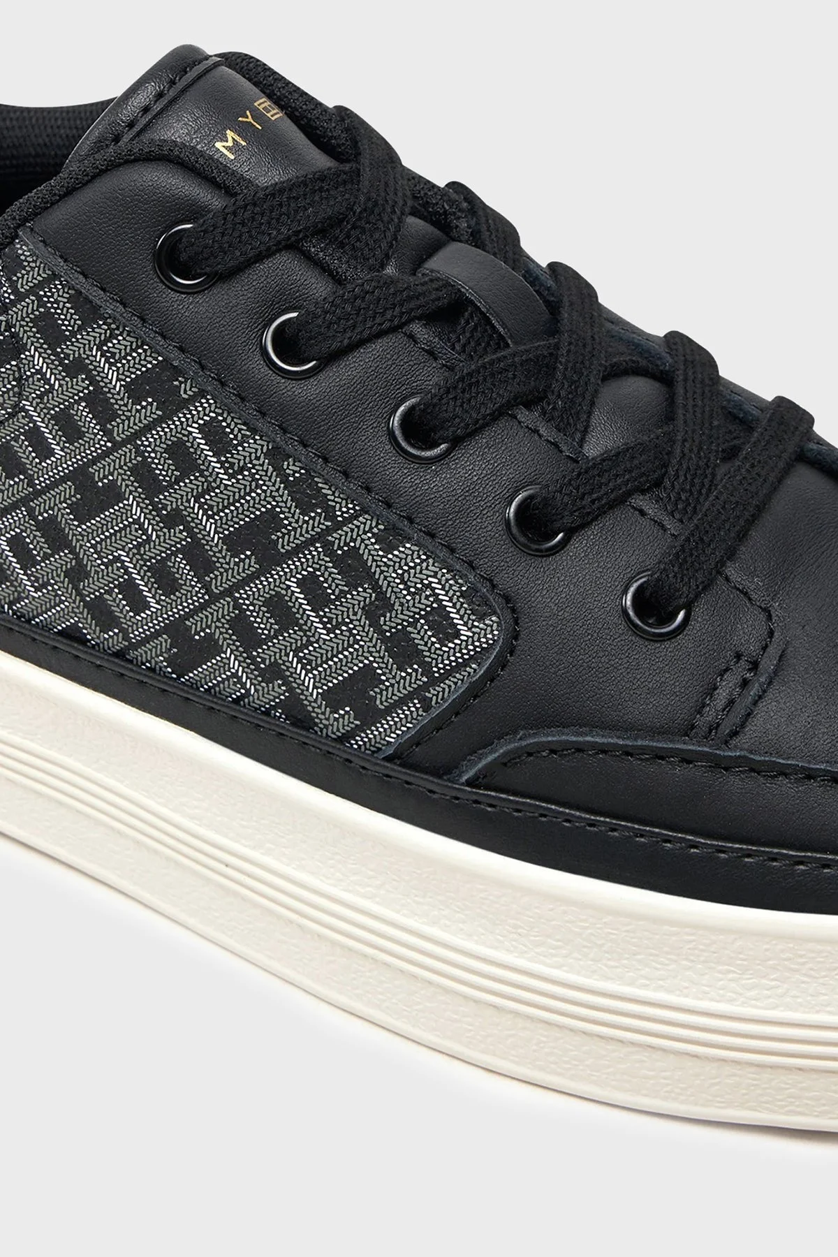 Tommy Hilfiger Monogramlı Sneaker Bayan Ayakkabı FW0FW08331 BDS SİYAH - 11