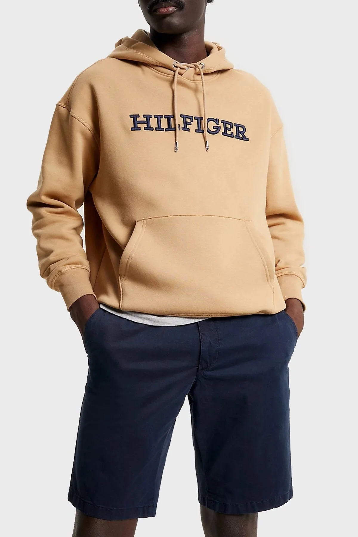 Tommy Hilfiger Nakışlı Pamuklu Regular Fit Kapüşonlu Erkek Sweat MW0MW33062 RBL CAMEL - 1