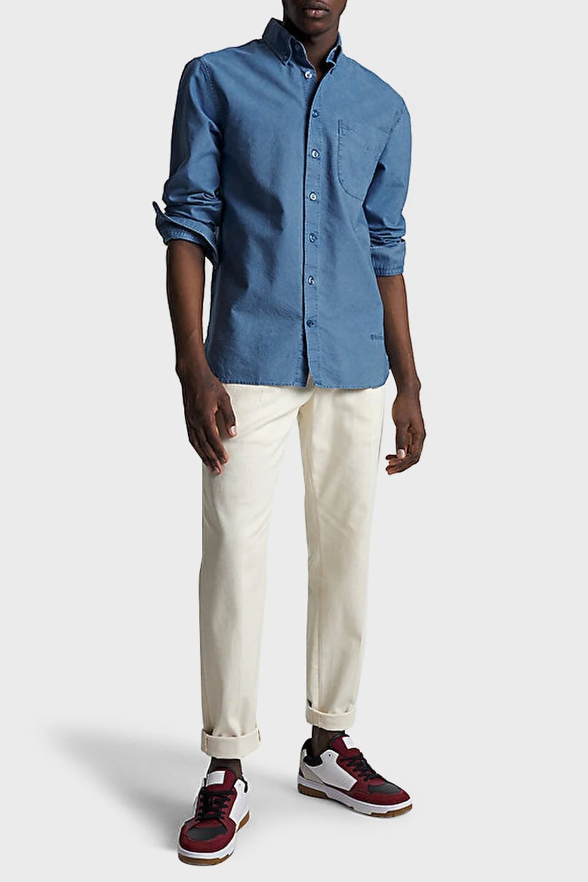 Tommy Hilfiger Organik Pamuklu Düğmeli Yaka Regular Fit Cepli Erkek Gömlek MW0MW33051 C66 MAVİ - 2