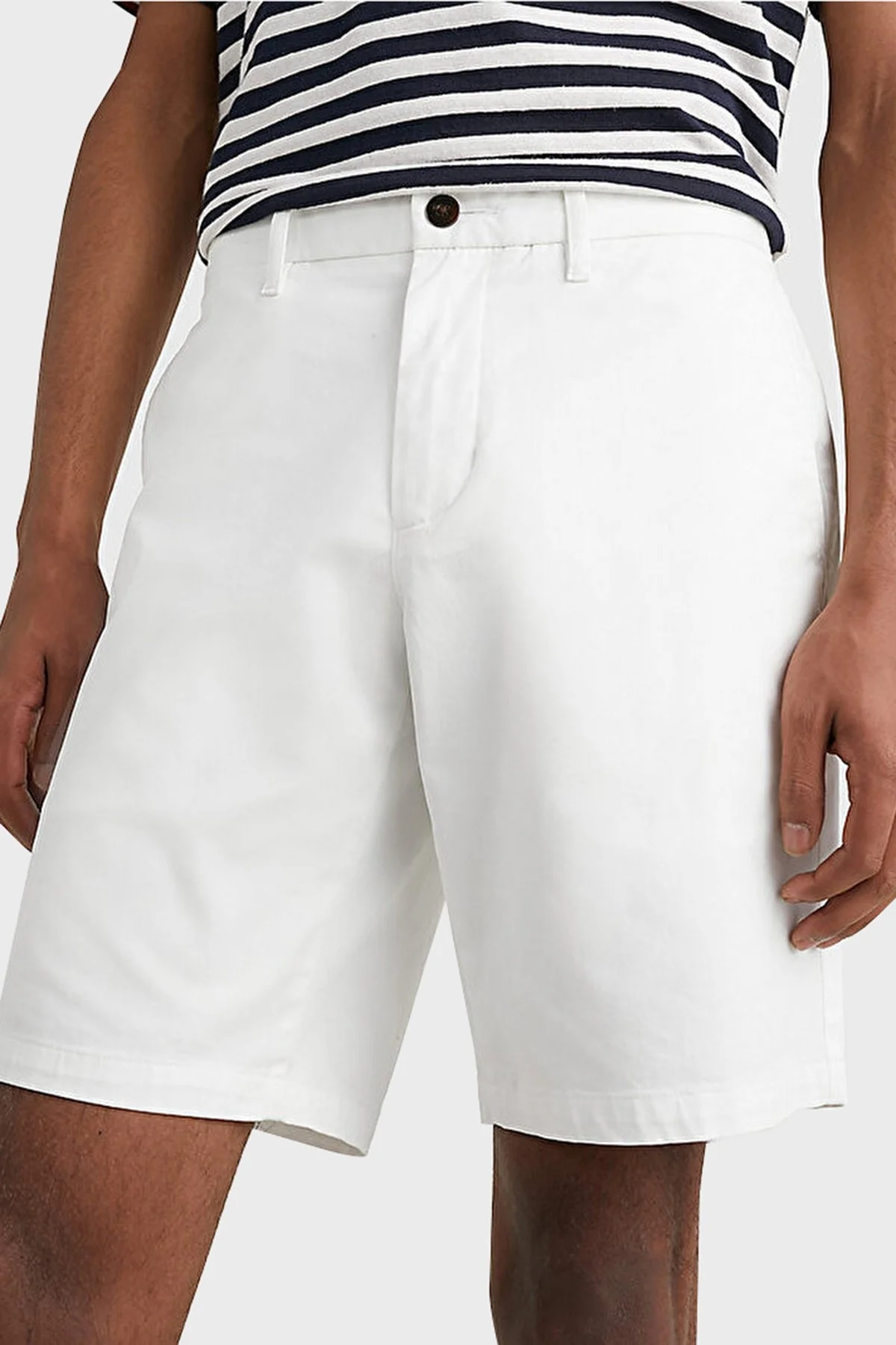 Tommy Hilfiger Organik Pamuklu Regular Fit Cepli Erkek Short MW0MW23563 YBS BEYAZ - 2