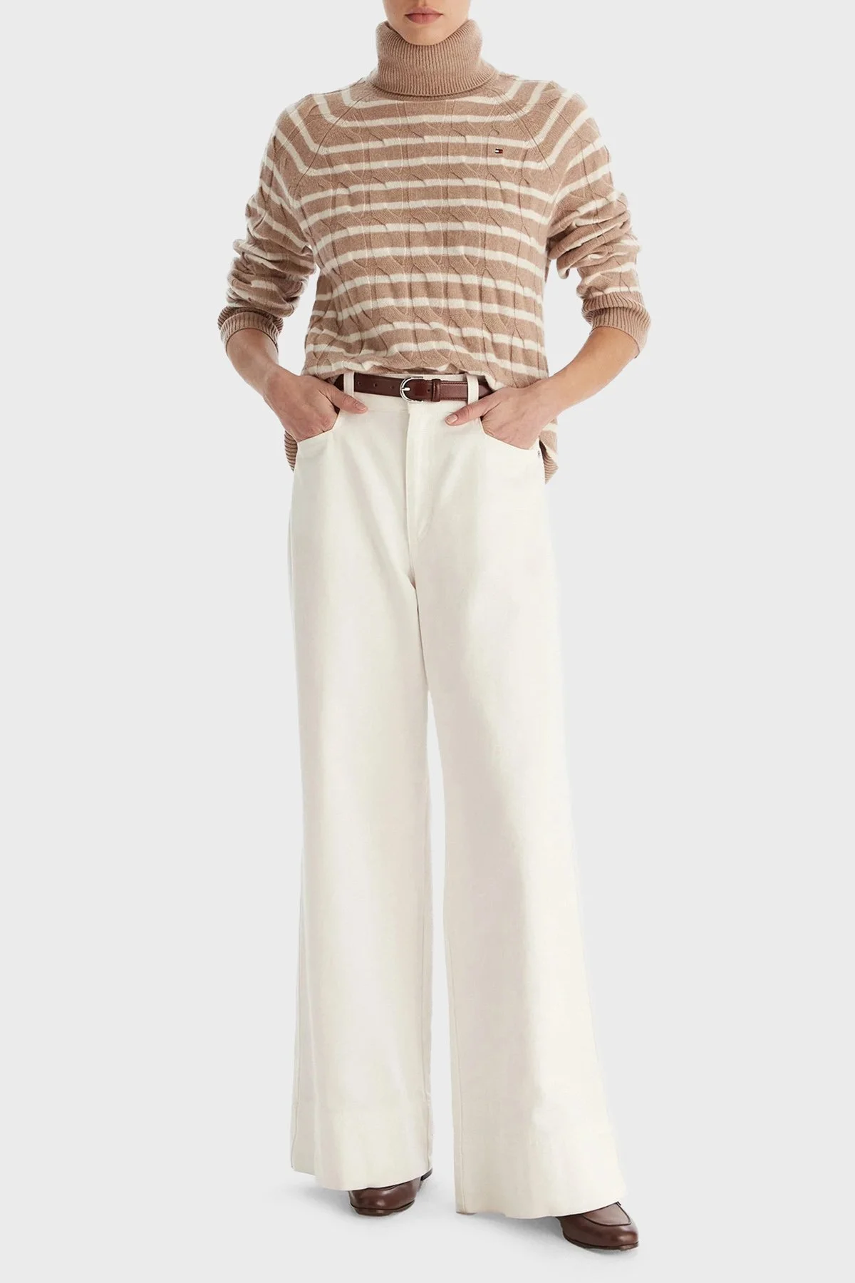 Tommy Hilfiger Örgülü Yünlü Relaxed Fit Balıkçı Yaka Bayan Kazak WW0WW46791 0AJ BEJ - 2