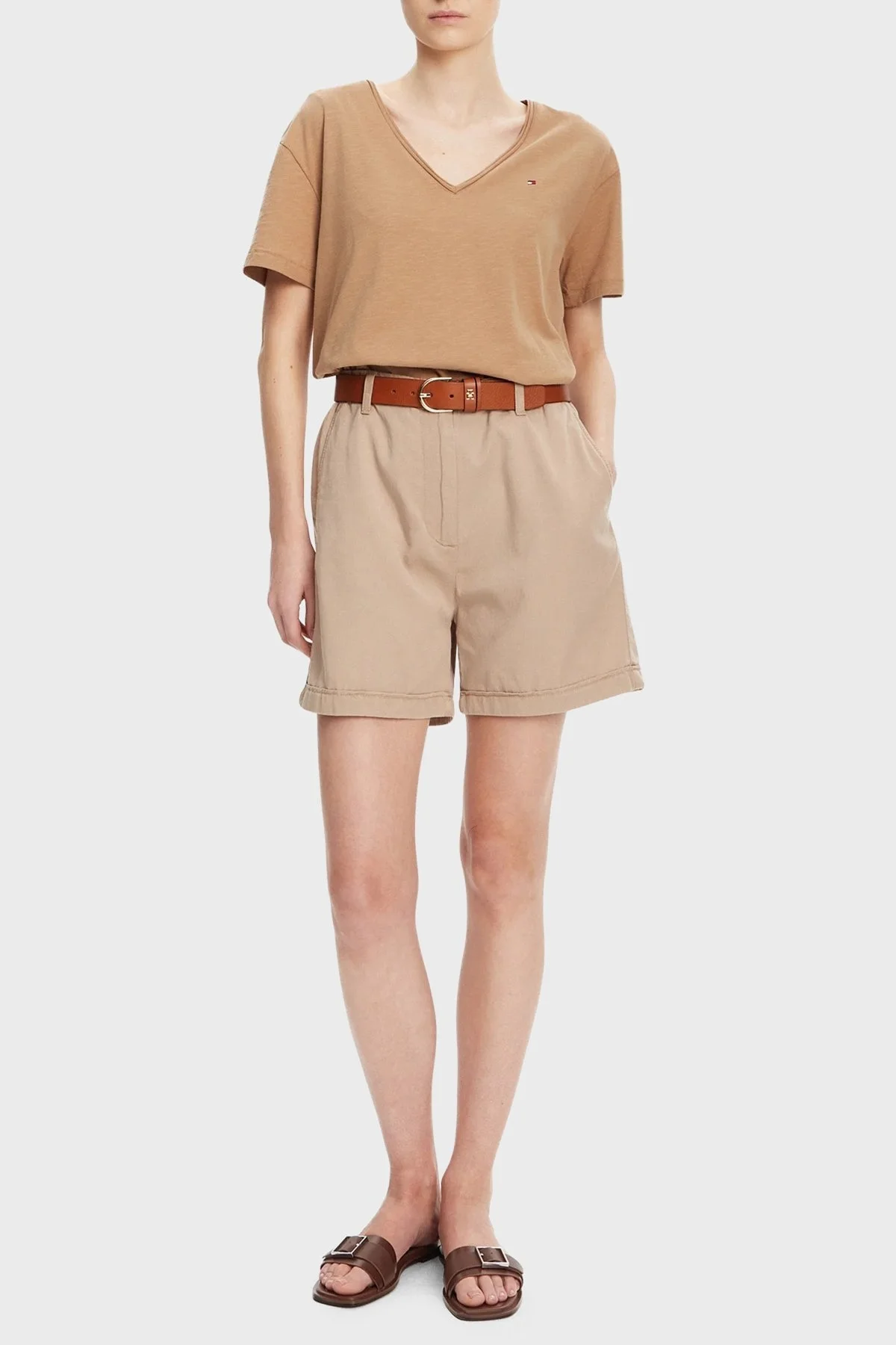 Tommy Hilfiger Pamuk Karışımlı Regular Fit Normal Bel Cepli Bayan Short WW0WW44762 AEG BEJ - 7