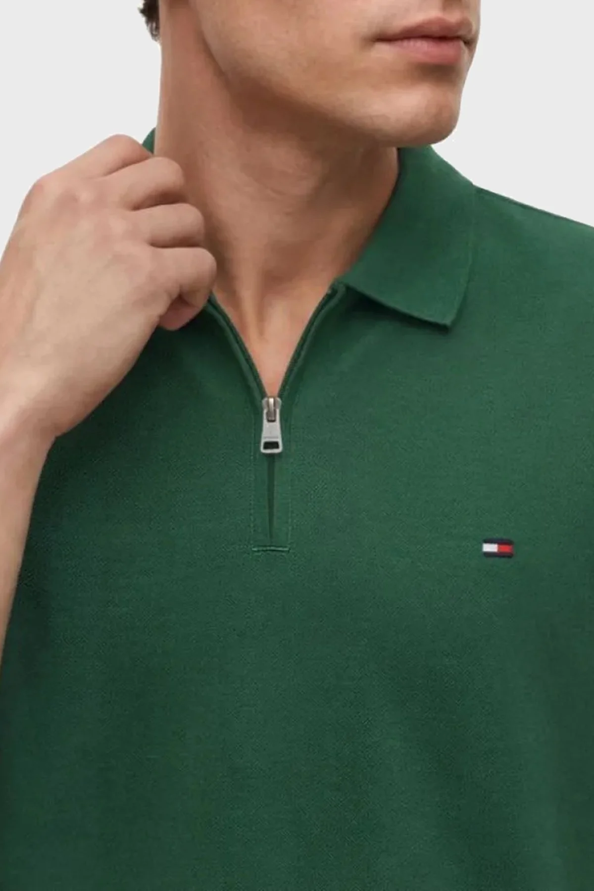 Tommy Hilfiger Pamuk Karışımlı Regular Fit Yarım Fermuarlı Erkek Polo Yaka T Shirt MW0MW43282 L2N Yeşil - 4