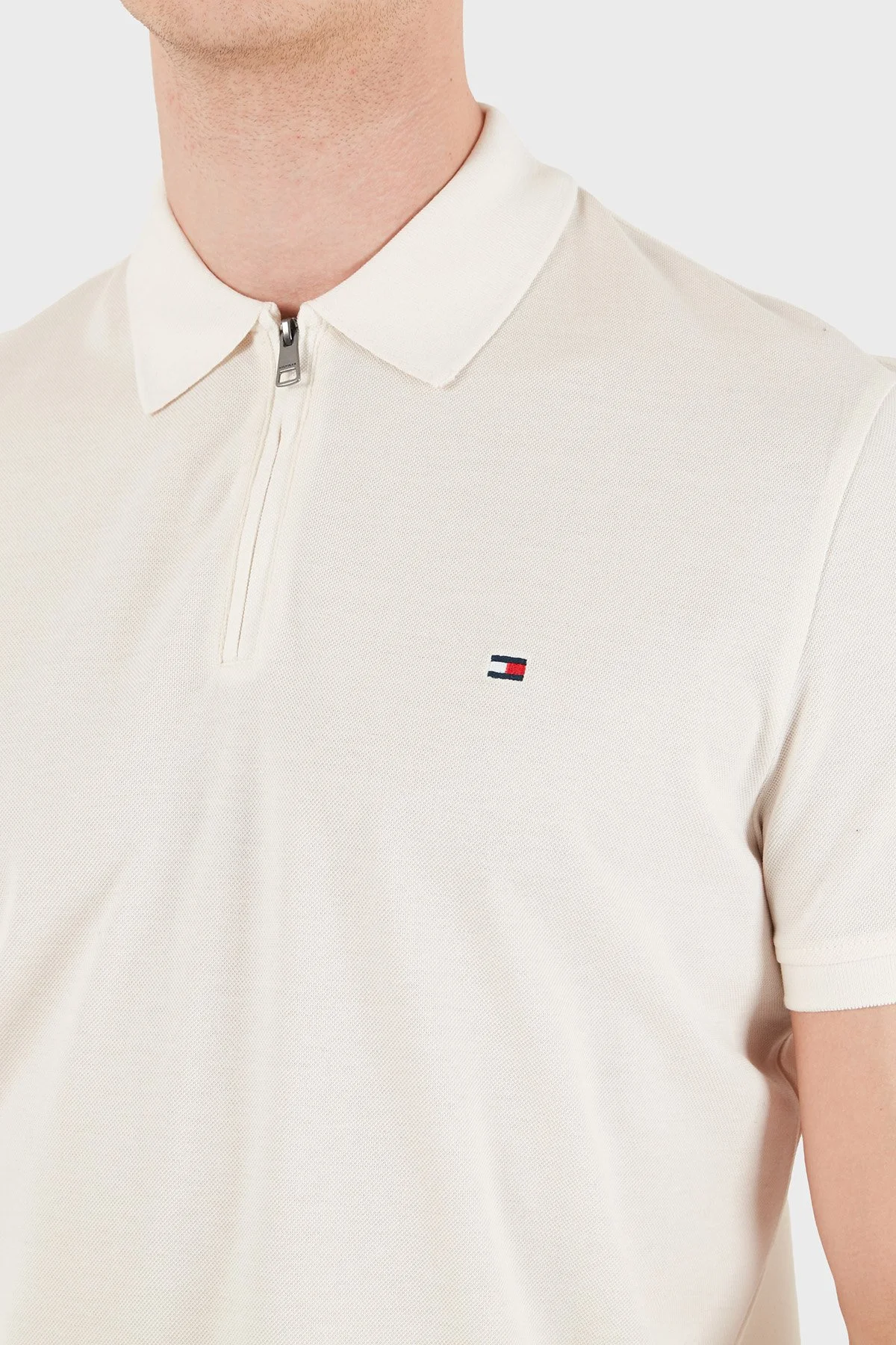 Tommy Hilfiger Pamuk Karışımlı Regular Fit Yarım Fermuarlı Erkek Polo Yaka T Shirt MW0MW43282 Z00 Açık bej - 7