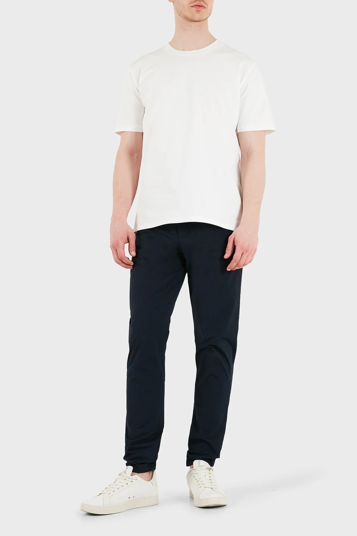 Tommy Hilfiger Pamuk Karışımlı Tapered Fit Normal Bel Erkek Pantolon MW0MW41777 DW5 LACİVERT - 2