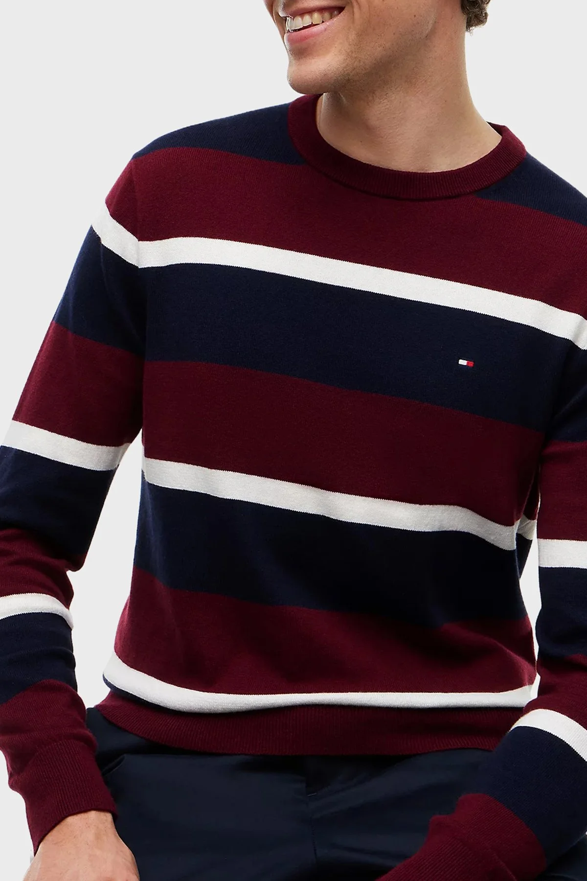 Tommy Hilfiger Pamuk ve Kaşmir Karışımlı Regular Fit Bisiklet Yaka Erkek Kazak MW0MW28046 0A7 Bordo-lacivert - 4