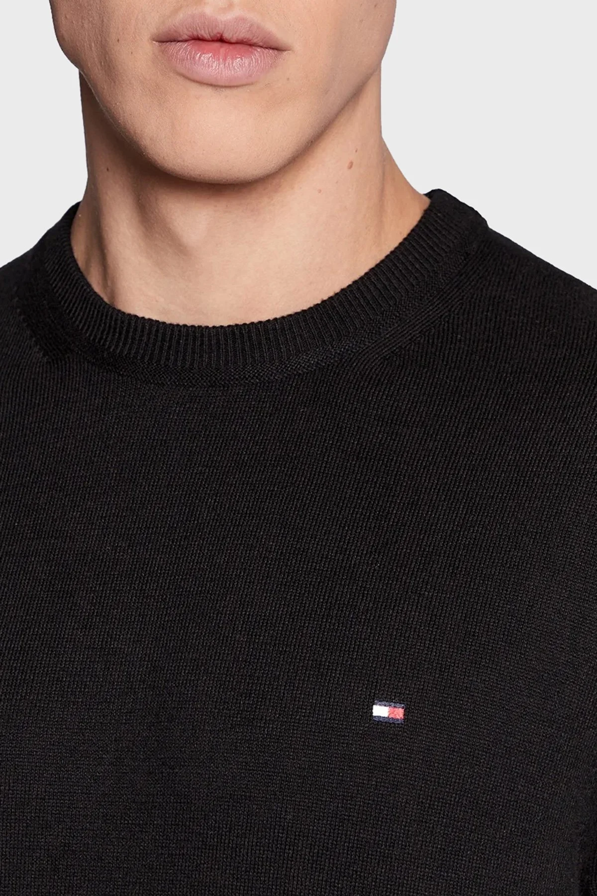 Tommy Hilfiger Pamuk ve Kaşmir Karışımlı Regular Fit Bisiklet Yaka Erkek Kazak MW0MW28046 BDS SİYAH - 4