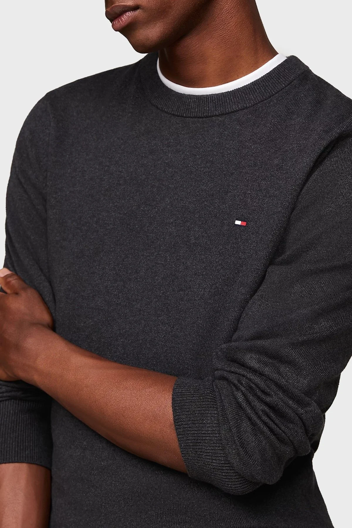 Tommy Hilfiger Pamuk ve Kaşmir Karışımlı Regular Fit Bisiklet Yaka Erkek Kazak MW0MW28046 P92 GRİ - 9