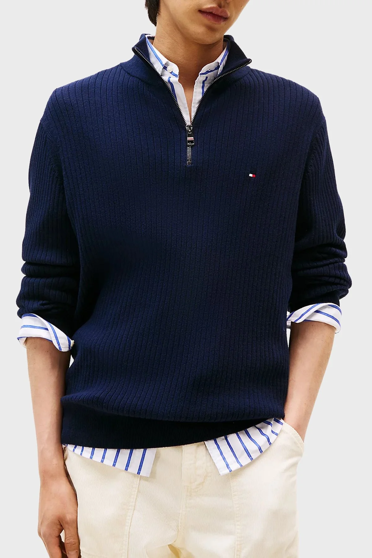 Tommy Hilfiger Pamuk ve Kaşmir Karışımlı Regular Fit Dik Yaka Erkek Kazak MW0MW40448 DW5 LACİVERT - 1