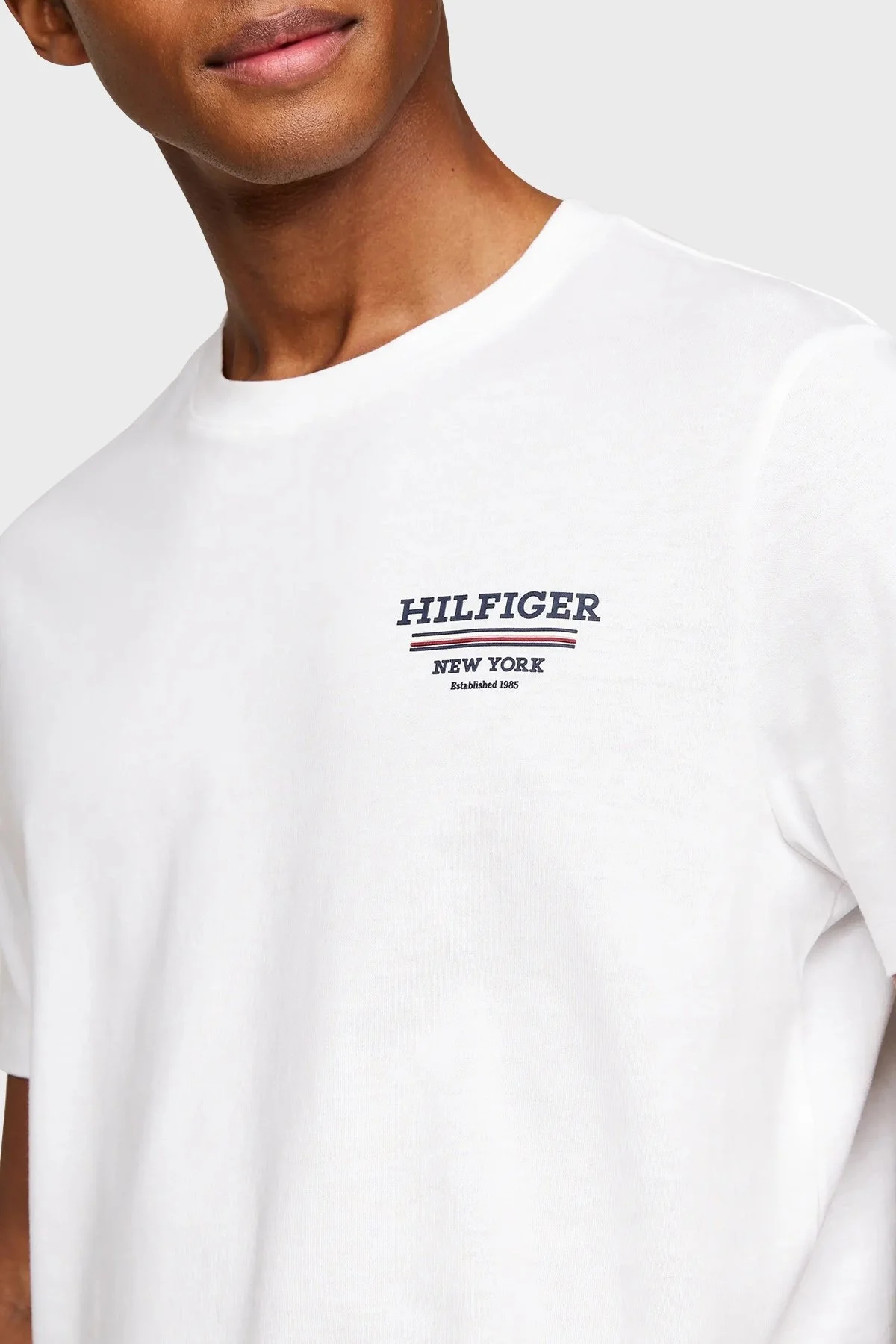 Tommy Hilfiger Pamuklu Bisiklet Yaka Erkek T Shirt MW0MW36208 YBR BEYAZ - 3