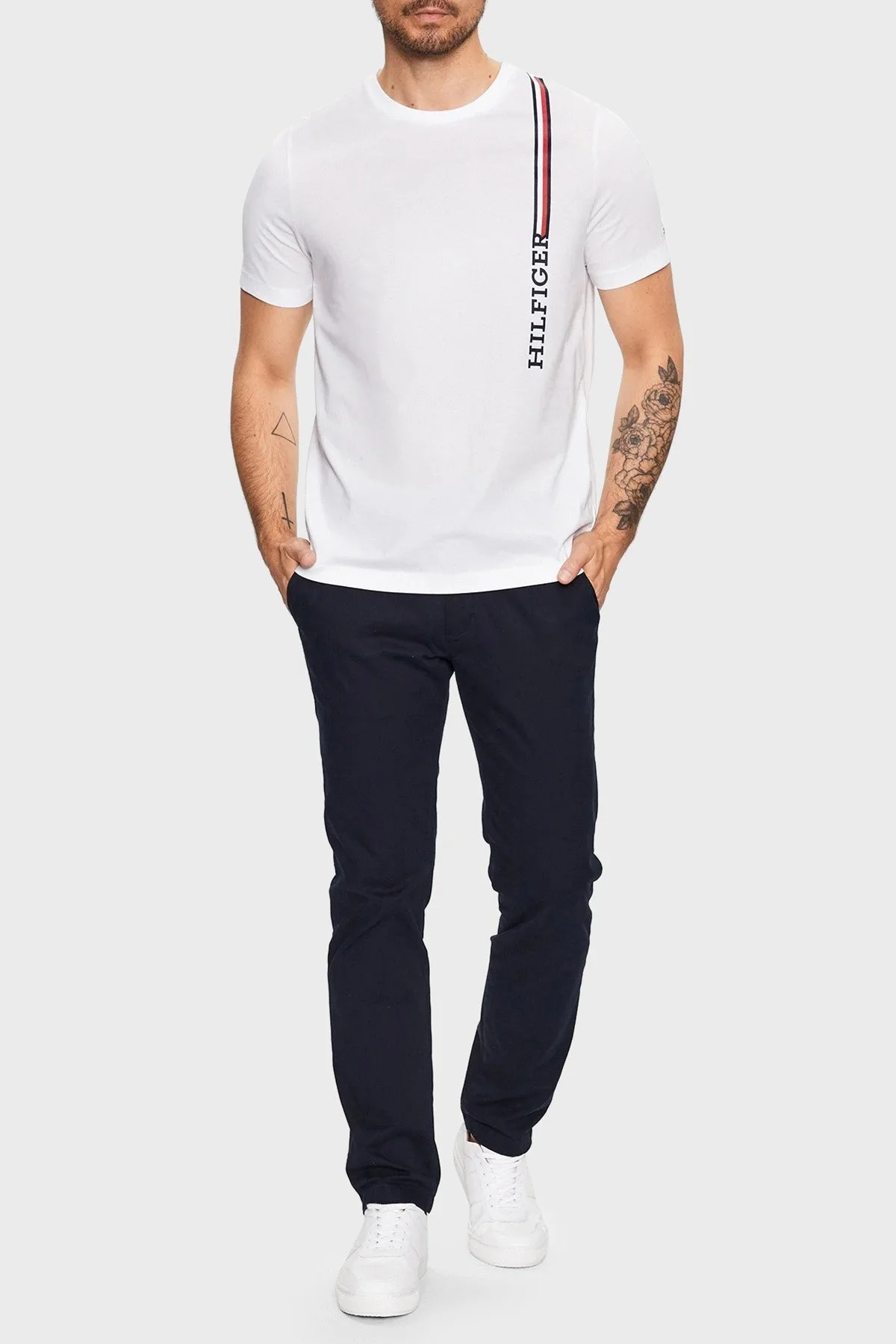 Tommy Hilfiger Pamuklu Bisiklet Yaka Regular Fit Erkek T Shirt MW0MW32118 YBR BEYAZ - 2