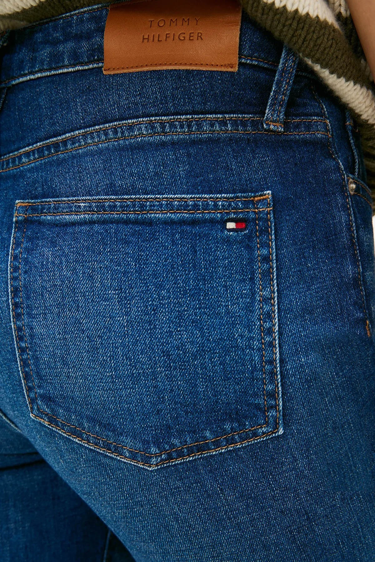 Tommy Hilfiger Pamuklu Bootcıt Fit Orta Bel Geniş Paça Jeans Bayan Kot Pantolon WW0WW46729 1BJ MAVİ - 3