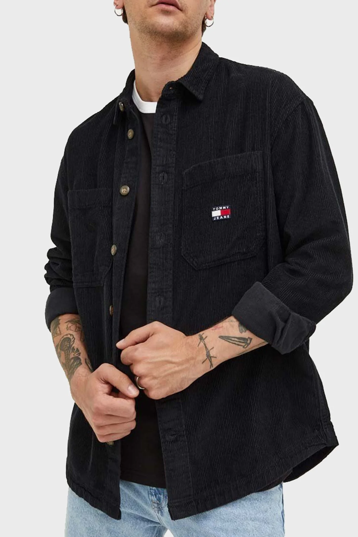 Tommy Hilfiger Pamuklu Cepli Regular Fit Fitilli Kadife Erkek Gömlek DM0DM16600 BDS SİYAH - 1