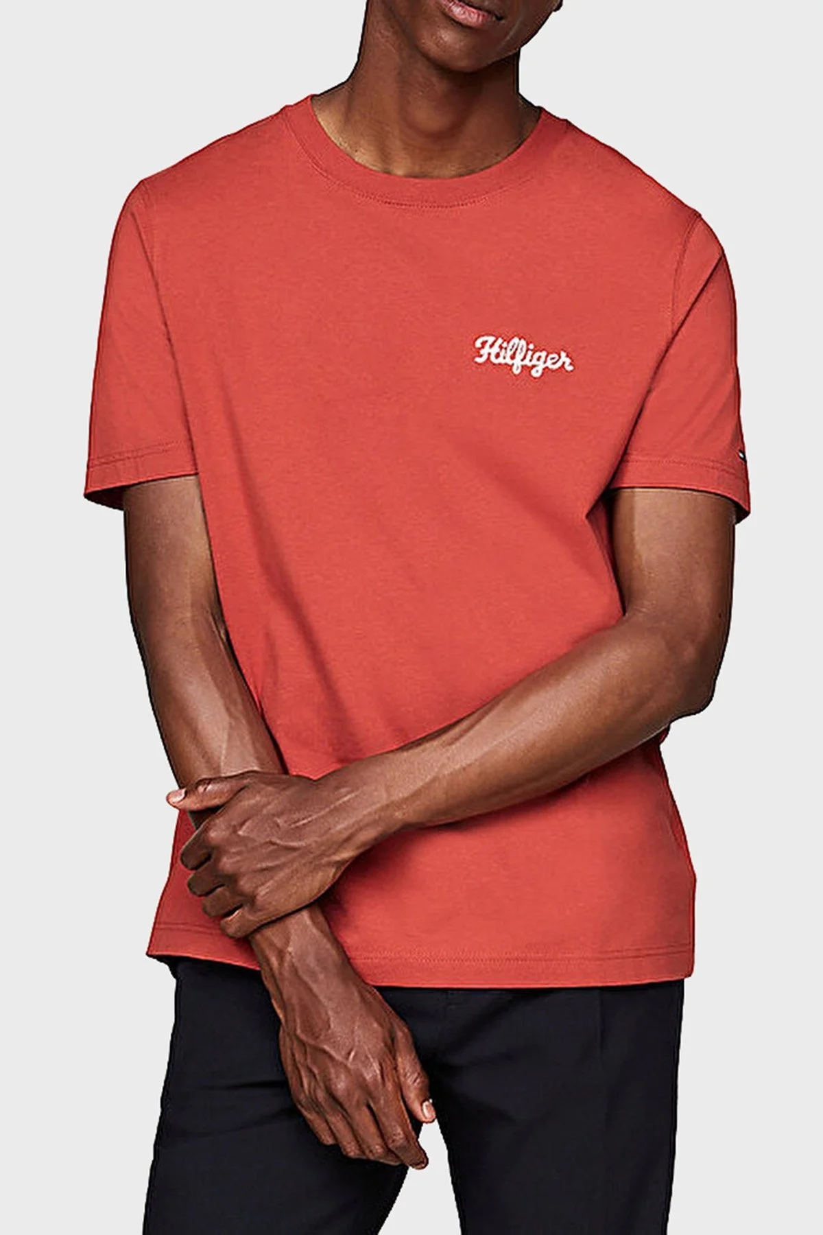 Tommy Hilfiger Pamuklu Logo Nakışlı Erkek T Shirt MW0MW35462 XM0 KİREMİT - 1