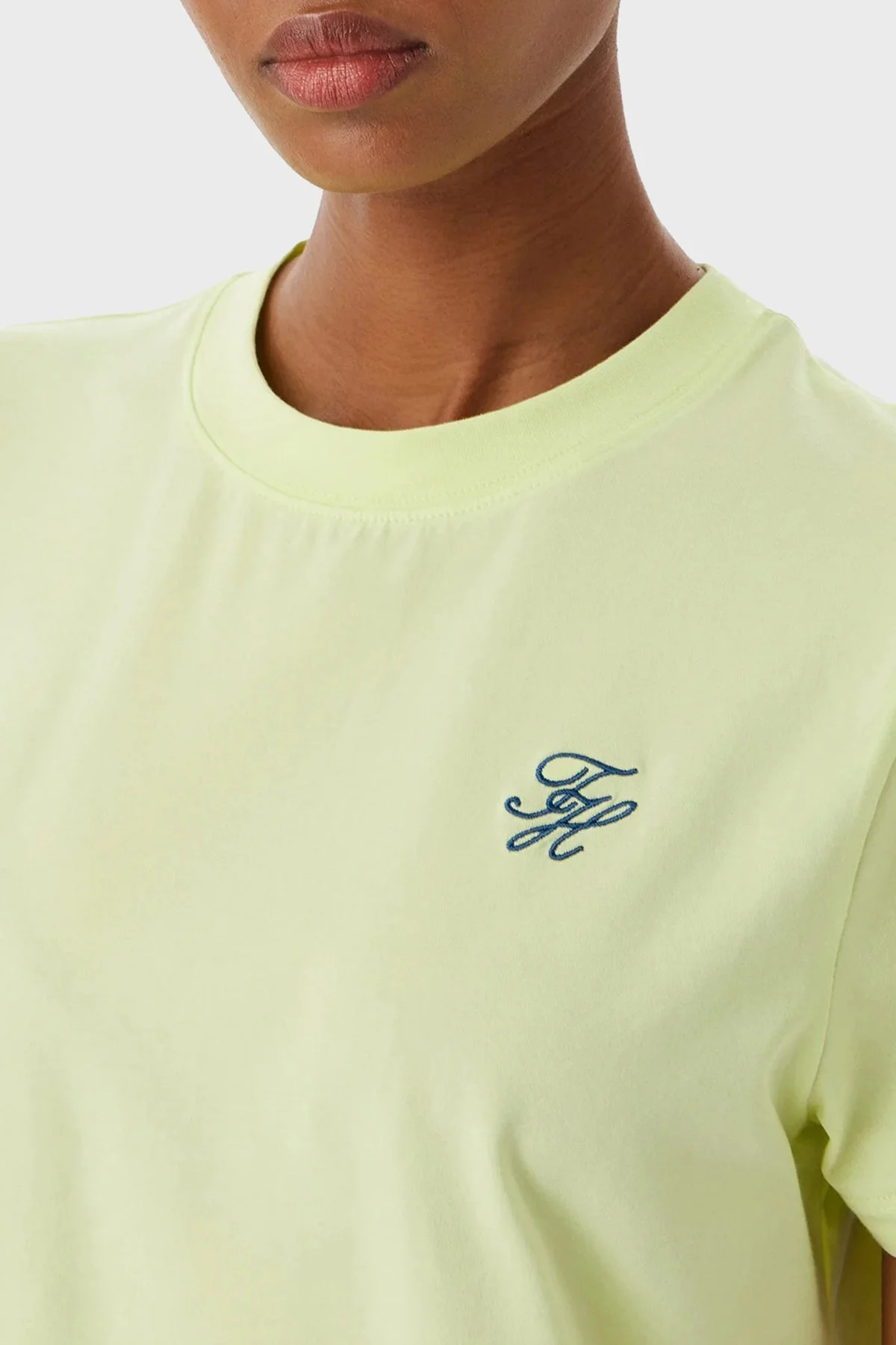 Tommy Hilfiger Pamuklu Logolu Regular Fit Bisiklet Yaka Kadın T Shirt WW0WW48699 ZJE SARI - 4