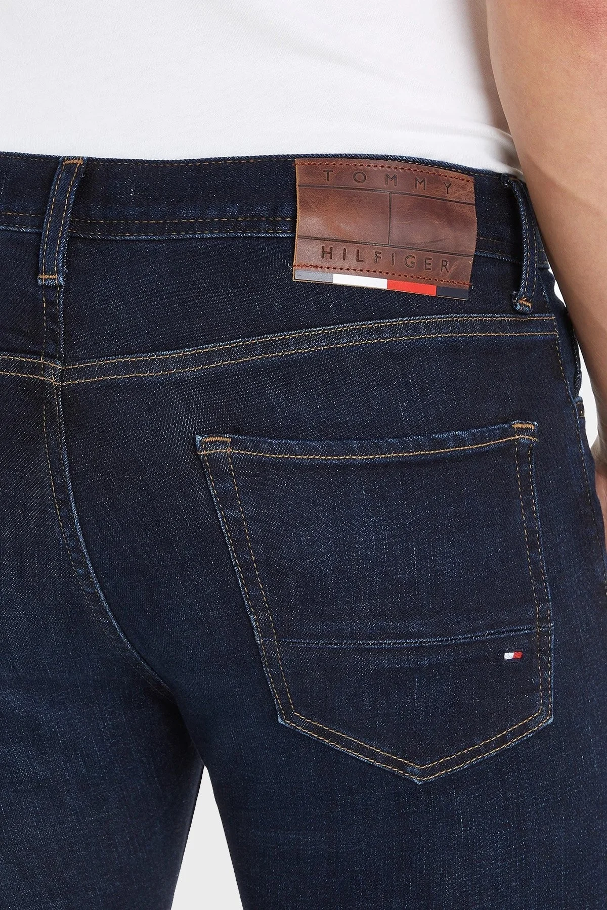 Tommy Hilfiger Pamuklu Normal Bel Slim Fit Dar Paça Jeans Erkek Kot Pantolon MW0MW33346 1BN LACİVERT - 3