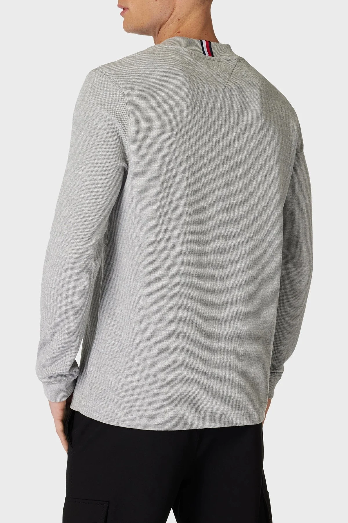 Tommy Hilfiger Pamuklu Regular Fit Bisiklet Yaka Erkek Sweat MW0MW34251 P01 GRİ - 3