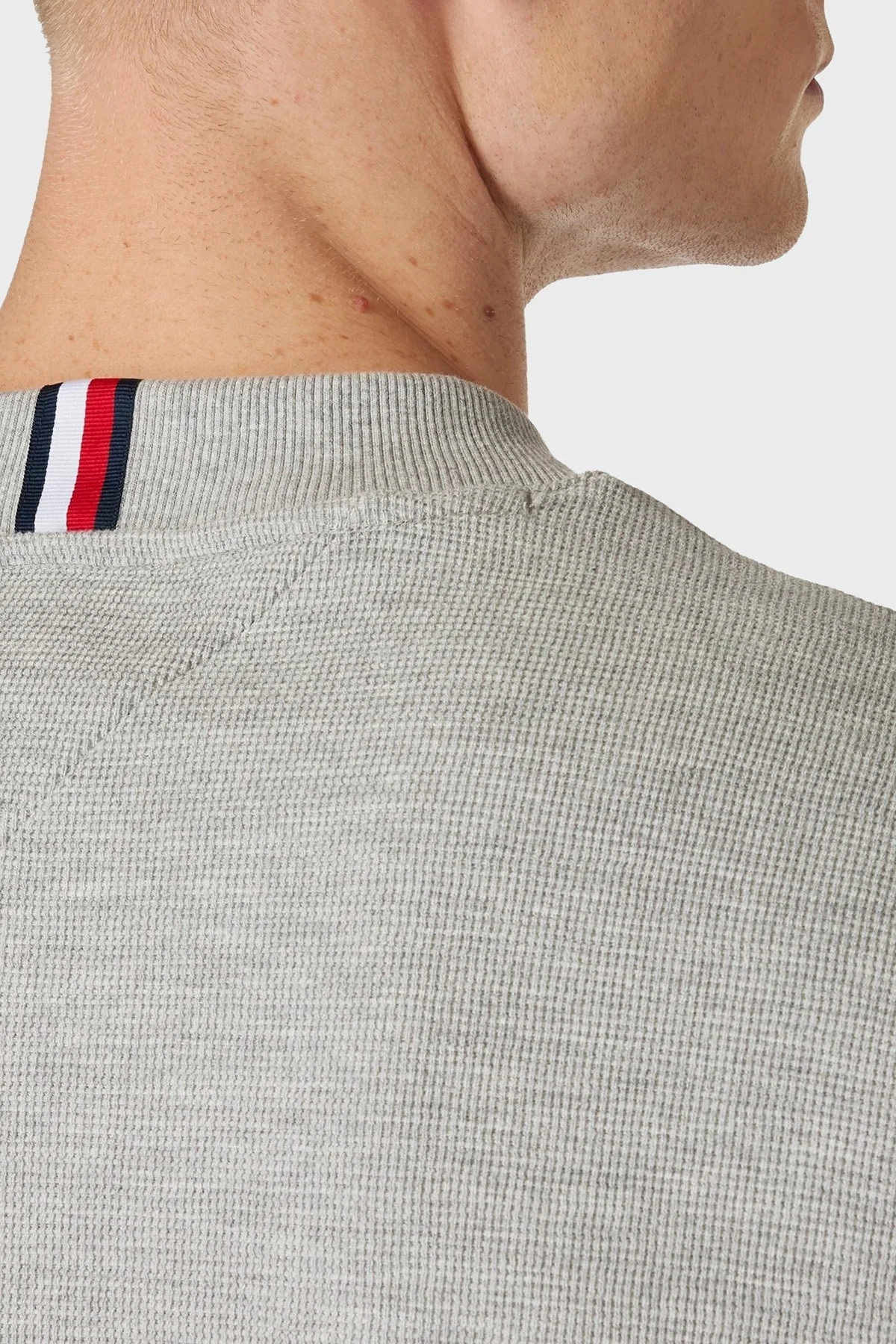 Tommy Hilfiger Pamuklu Regular Fit Bisiklet Yaka Erkek Sweat MW0MW34251 P01 GRİ - 4