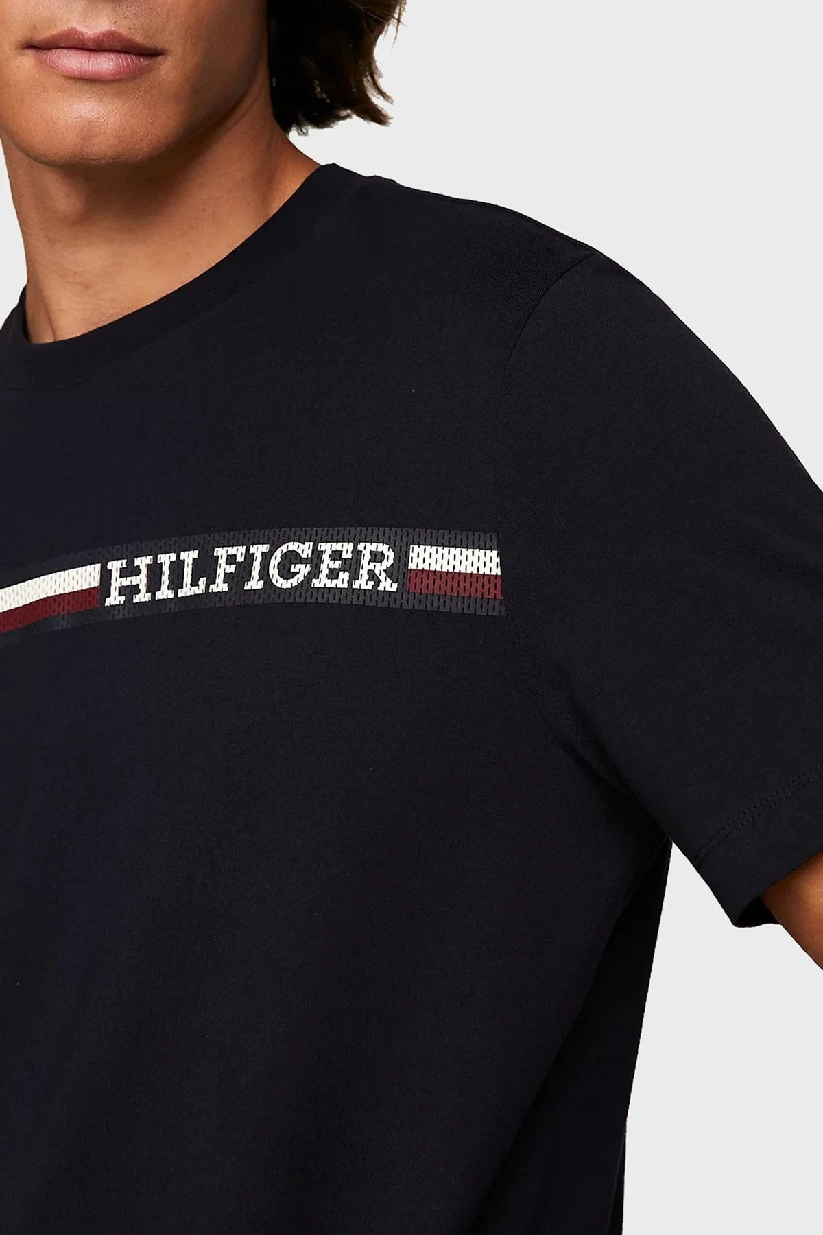 Tommy Hilfiger Pamuklu Regular Fit Bisiklet Yaka Erkek T Shirt MW0MW33688 DW5 LACİVERT - 4