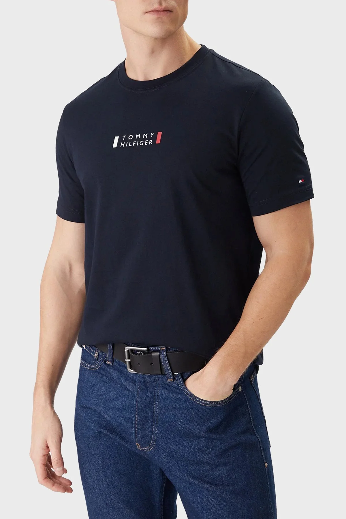 Tommy Hilfiger Pamuklu Regular Fit Bisiklet Yaka Erkek T Shirt MW0MW41453 DW5 LACİVERT - 1