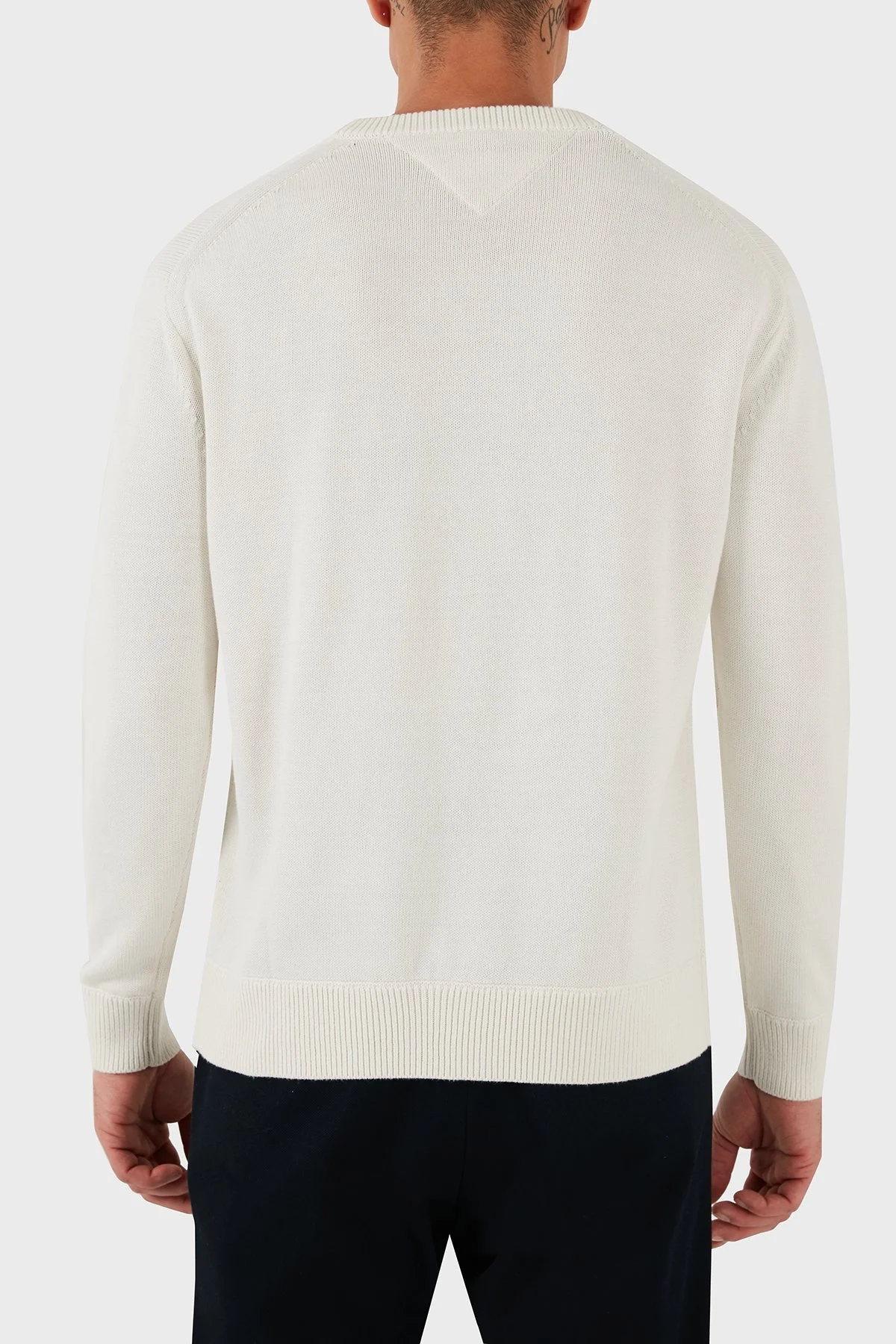 Tommy Hilfiger Pamuklu Regular Fit Bisiklet Yaka Logo İşlemeli Erkek Kazak MW0MW36529 YBI BEYAZ - 5