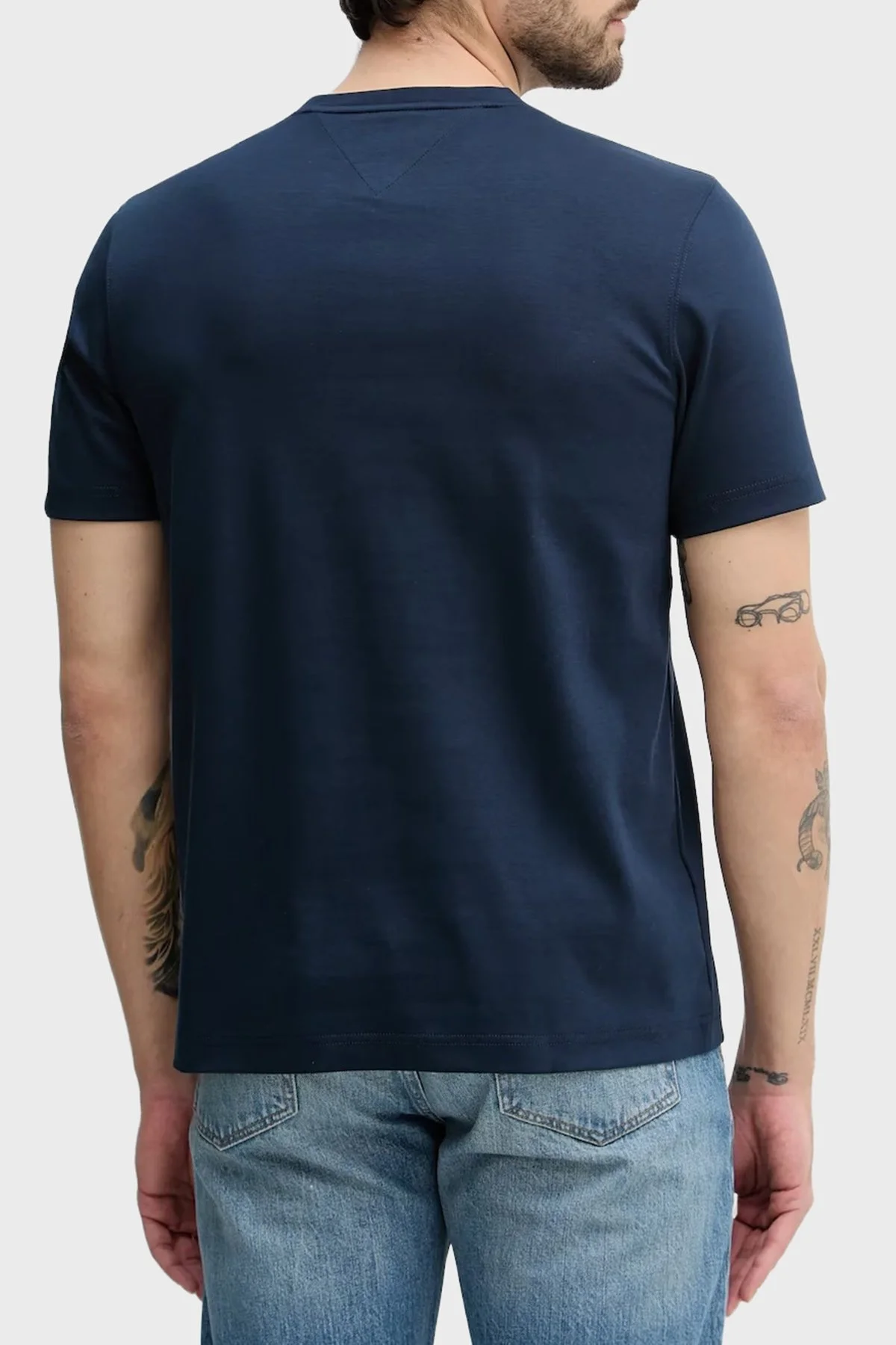 Tommy Hilfiger Pamuklu Regular Fit Bisiklet Yaka Logolu Erkek T Shirt MW0MW41463 C1G LACİVERT - 3