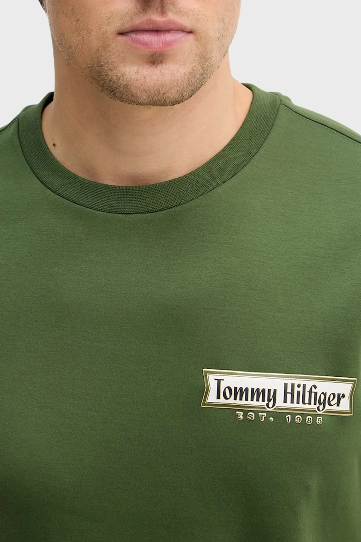 Tommy Hilfiger Pamuklu Regular Fit Bisiklet Yaka Logolu Erkek T Shirt MW0MW41463 L01 YEŞİL - 4