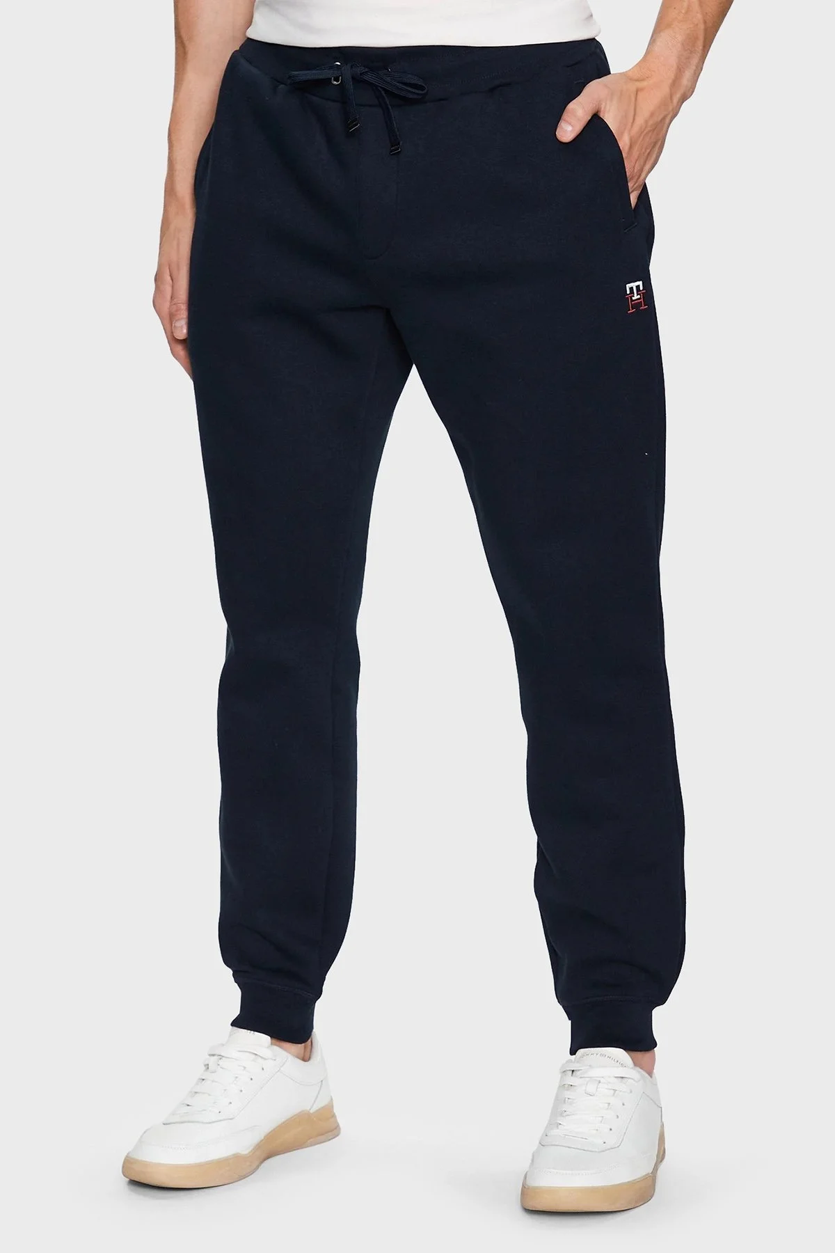 Tommy Hilfiger Pamuklu Regular Fit Cepli Erkek Eşofman Altı MW0MW32059 DW5 LACİVERT - 1