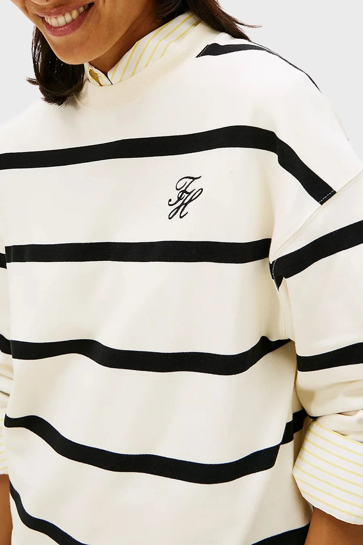 Tommy Hilfiger Pamuklu Regular Fit Çizgili Bisiklet Yaka Bayan Sweat WW0WW48431 0AB BEJ - 4