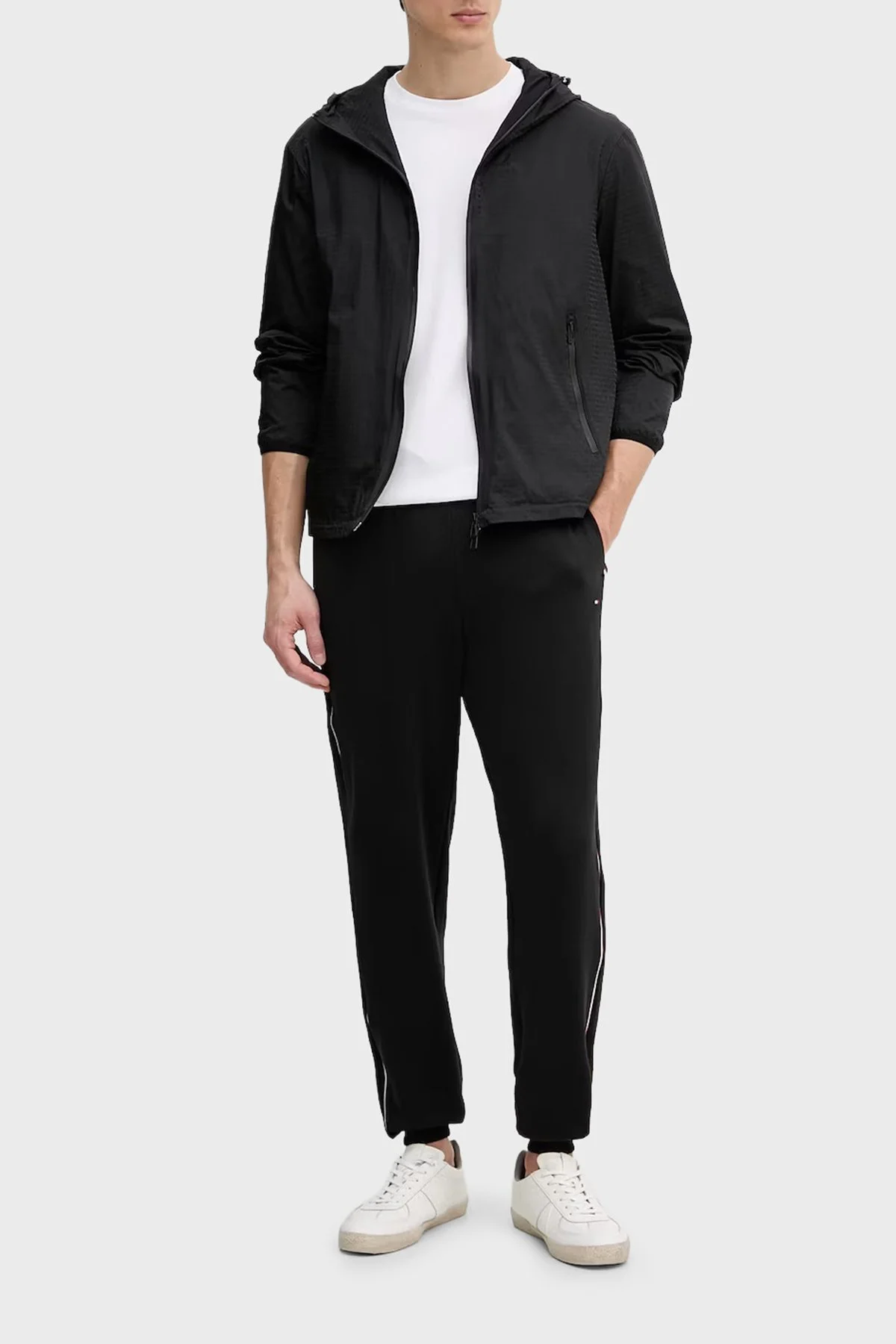 Tommy Hilfiger Pamuklu Regular Fit Çizgili Jogger Erkek Pantolon MW0MW42882 BDS SİYAH - 2