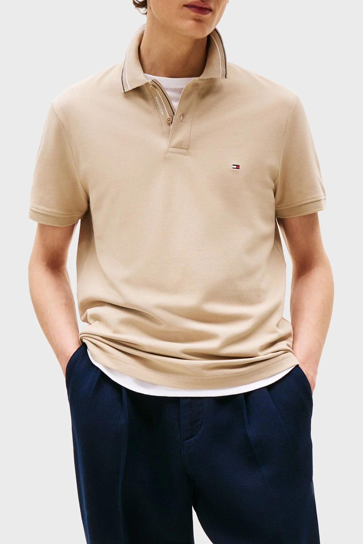 Tommy Hilfiger Pamuklu Regular Fit Düğmeli Erkek Polo Yaka T Shirt MW0MW38459 RBT KUM - 4