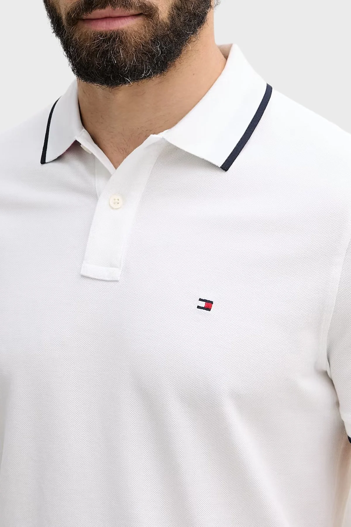 Tommy Hilfiger Pamuklu Regular Fit Düğmeli Erkek Polo Yaka T Shirt MW0MW42748 YBR BEYAZ - 4
