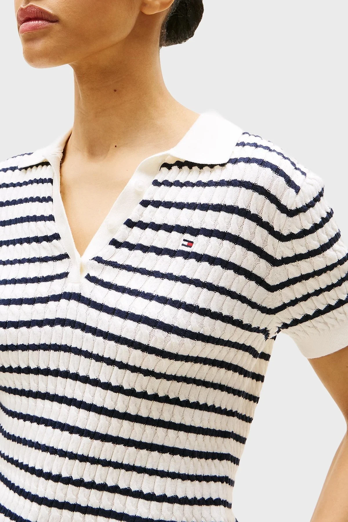 Tommy Hilfiger Pamuklu Regular Fit Düğmeli Polo Yaka Çizgili Kısa Kollu Bayan Kazak WW0WW41474 0FG BEYAZ-LACİVERT - 4