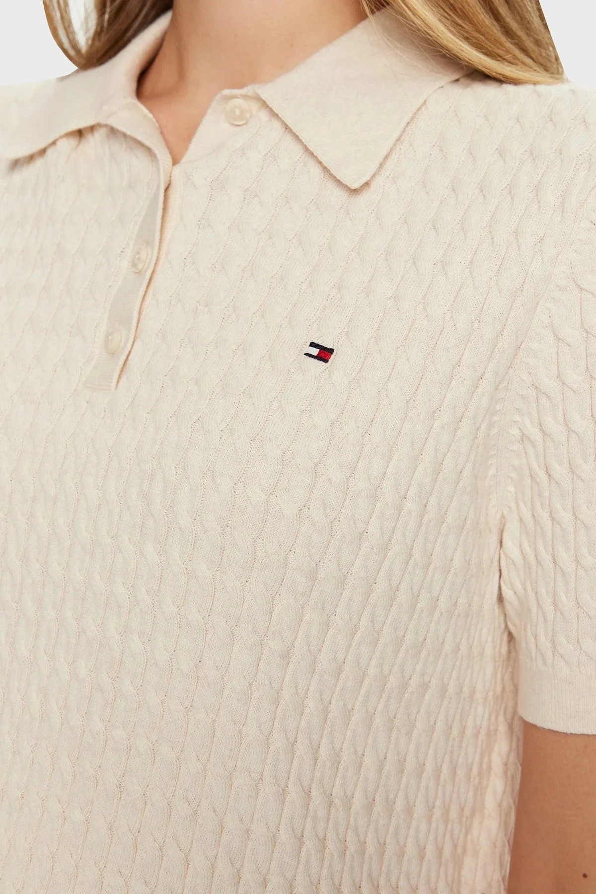 Tommy Hilfiger Pamuklu Regular Fit Düğmeli Polo Yaka Kısa Örme Bayan Kazak WW0WW43957 0F5 BEJ - 10
