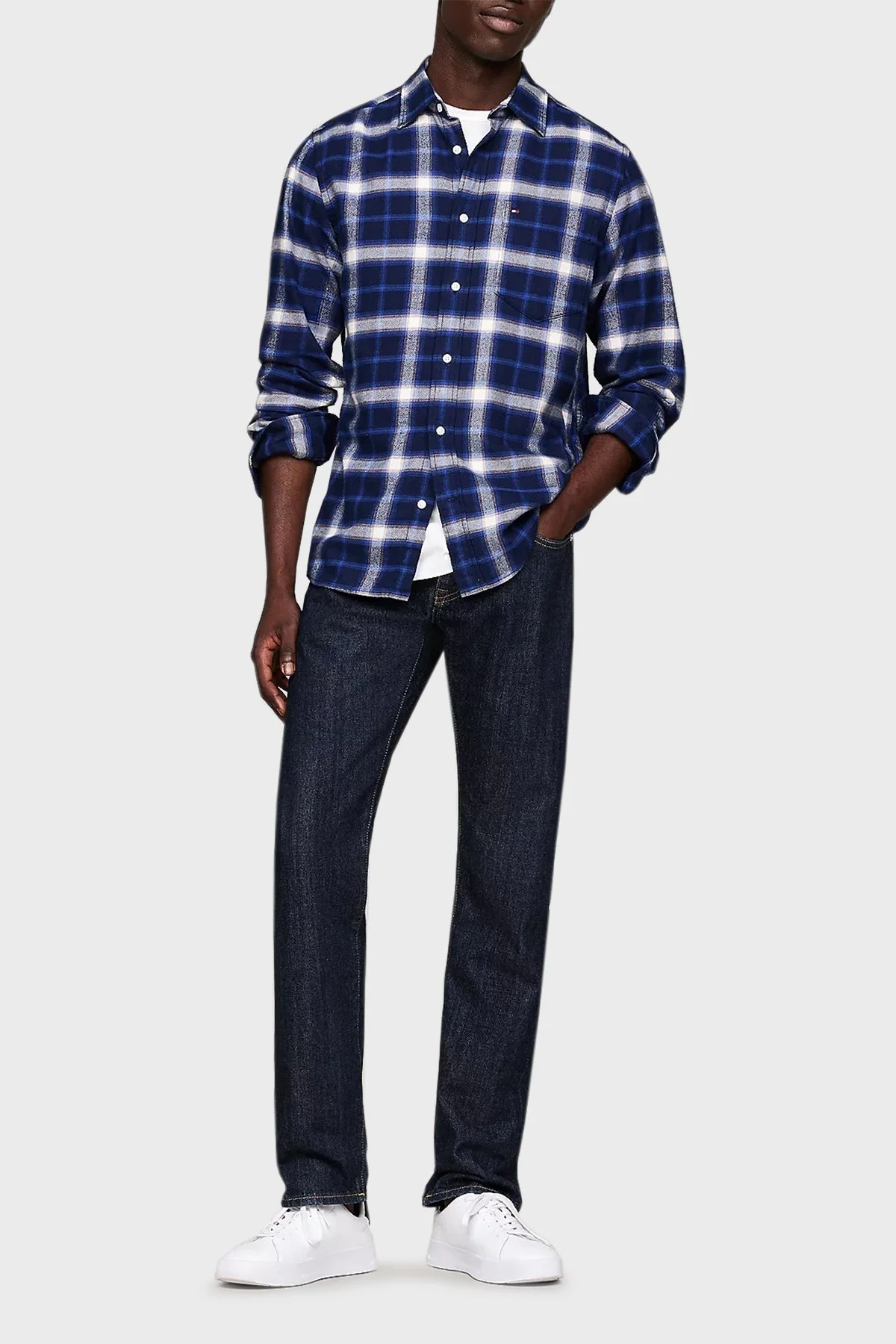 Tommy Hilfiger Pamuklu Regular Fit Ekoseli Erkek Gömlek MW0MW36842 0MS LACİVERT-BEYAZ - 6