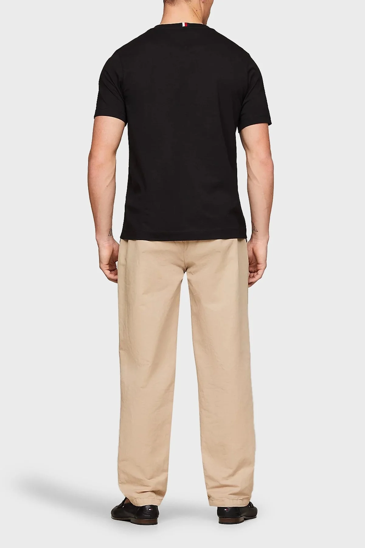 Tommy Hilfiger Pamuklu Regular Fit Erkek T Shirt MW0MW33987 BDS SİYAH - 4